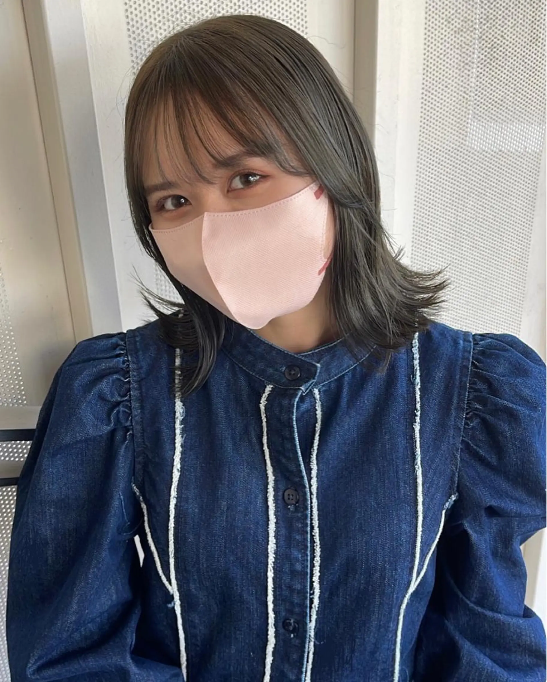 ミディアム カット ヘアカラー はまだ かんたのヘアスタイル
