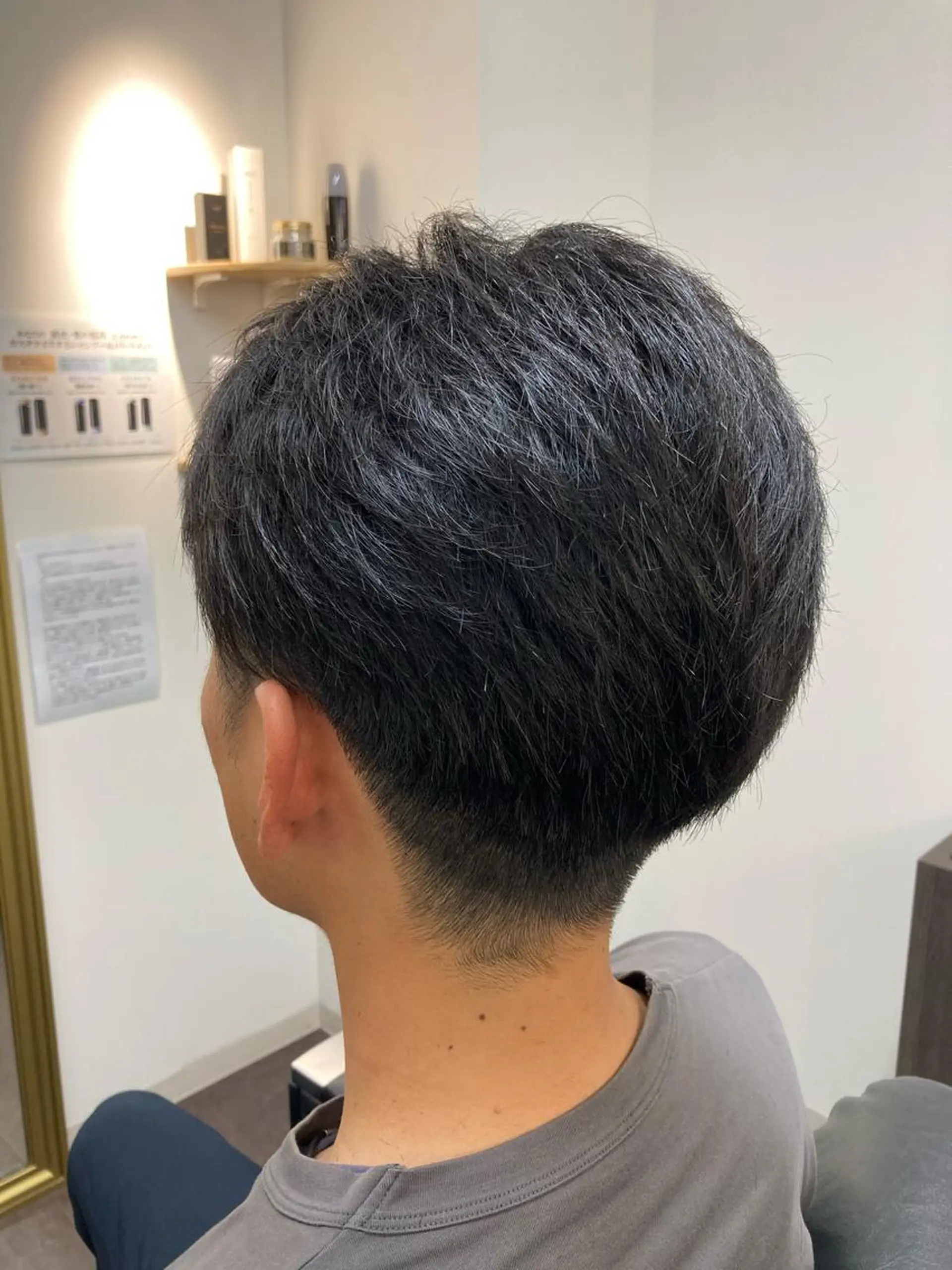 ミディアム 染谷 周のヘアスタイル