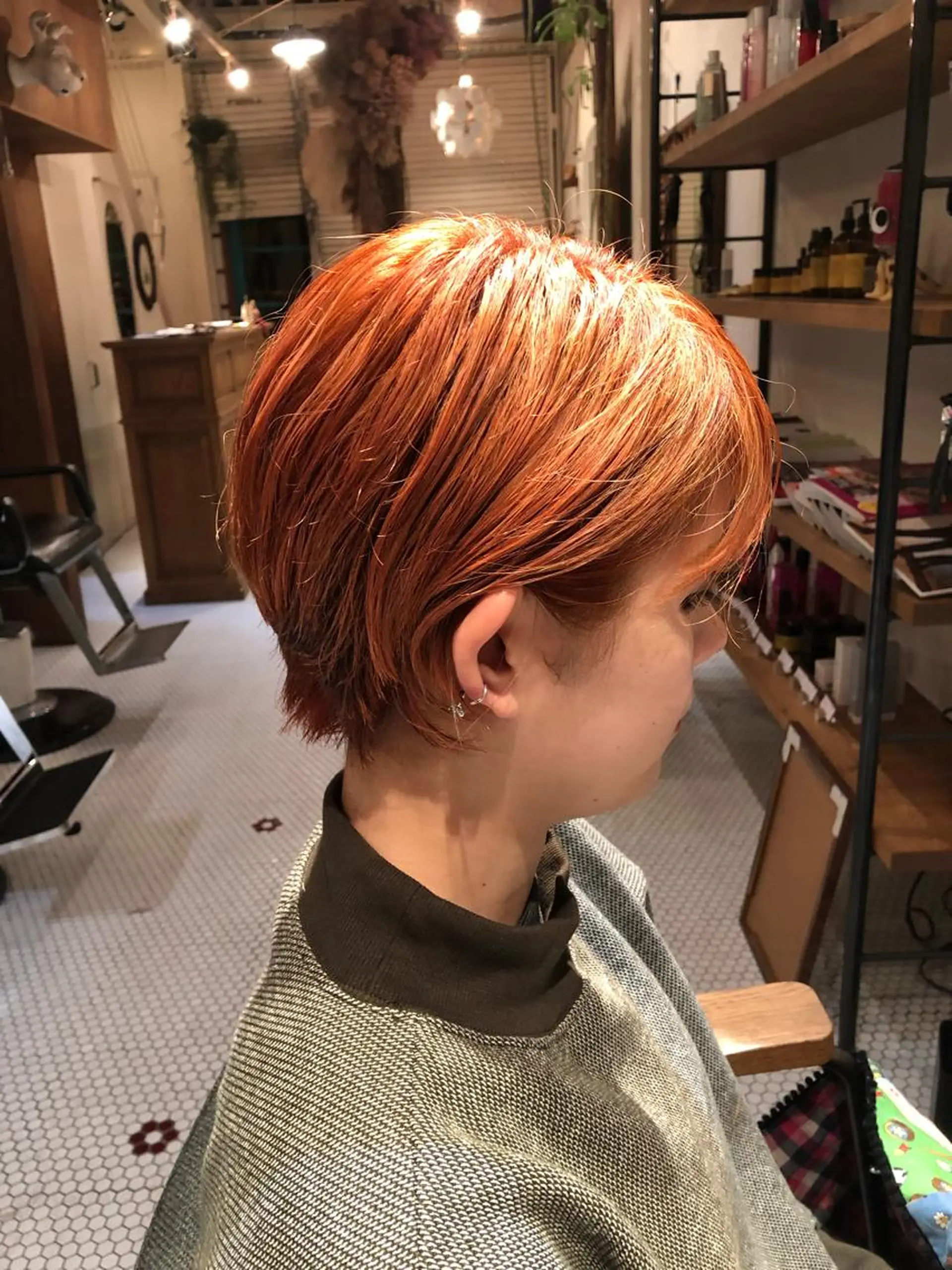 ショート カラー オレンジ すみとも るなのヘアスタイル