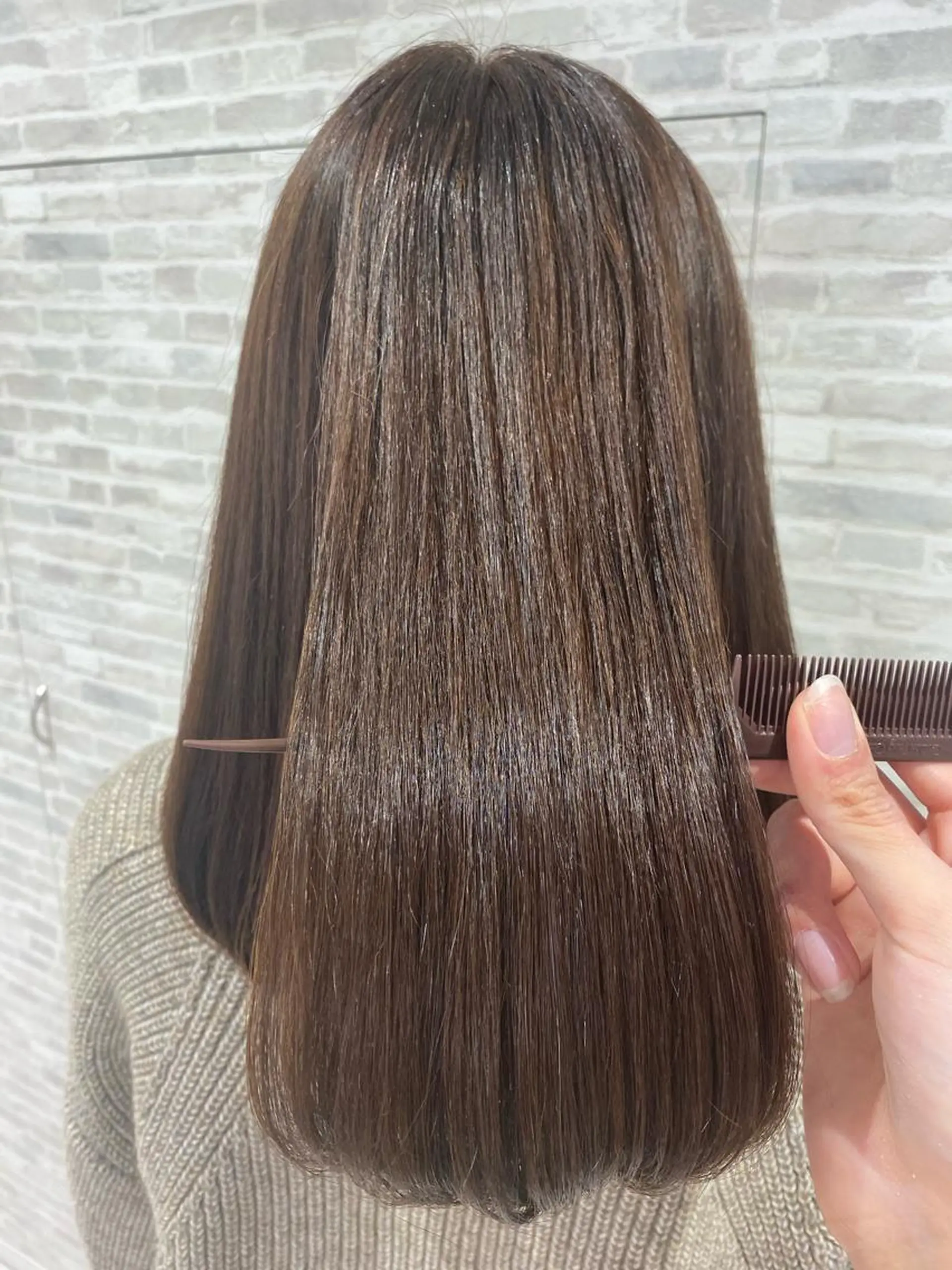 ミディアム 小金丸 里沙のヘアスタイル
