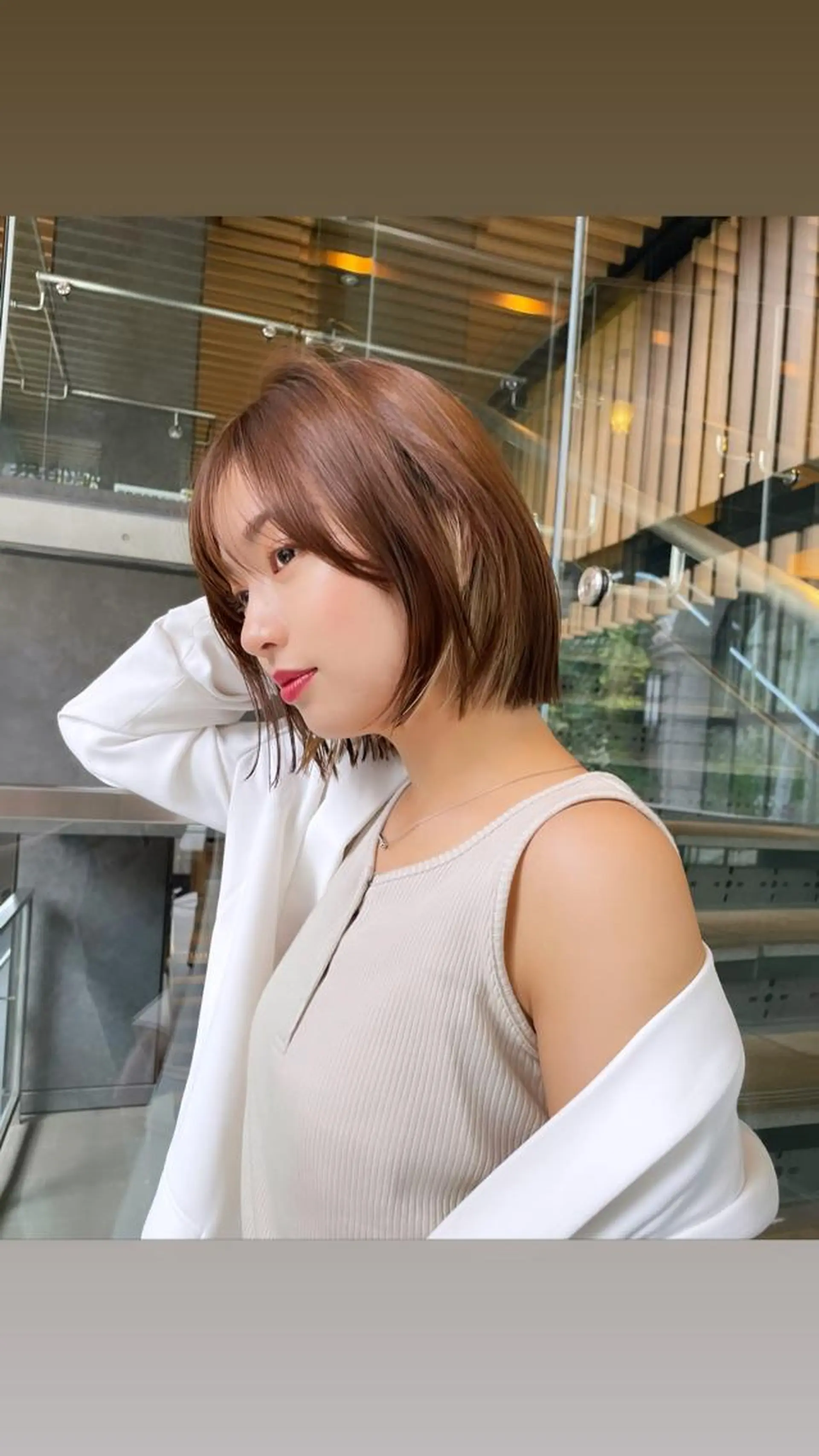 ミディアム カラー 切りっぱなしボブ ショートボブ ボブレイヤー ベージュカラー ハイトーンカラー 🌿レイヤー/髪質 改善/🌿JINのヘアスタイル