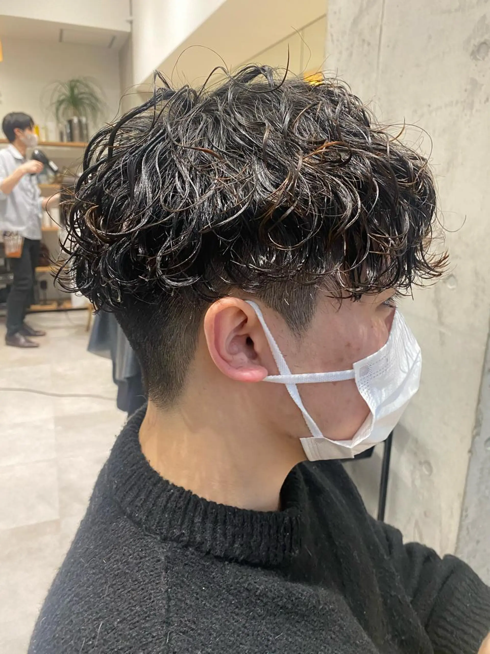 ミディアム パーマ メンズ カット パーマ トリートメント Dxxxx III所属・オシャレ女性目線の 大人メンズ❁⃘*.ﾟのヘアスタイル
