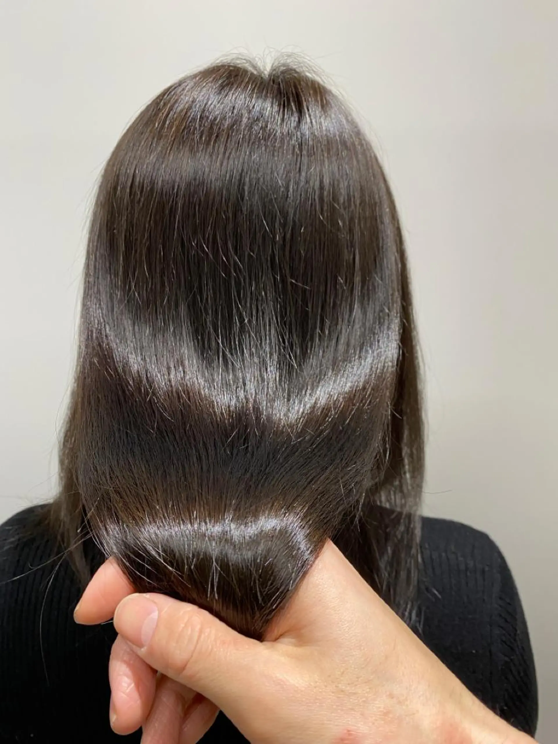 セミロング カラー 髪質改善 髪質改善・育髪サロンABELIA所属・大西 敦之のヘアスタイル