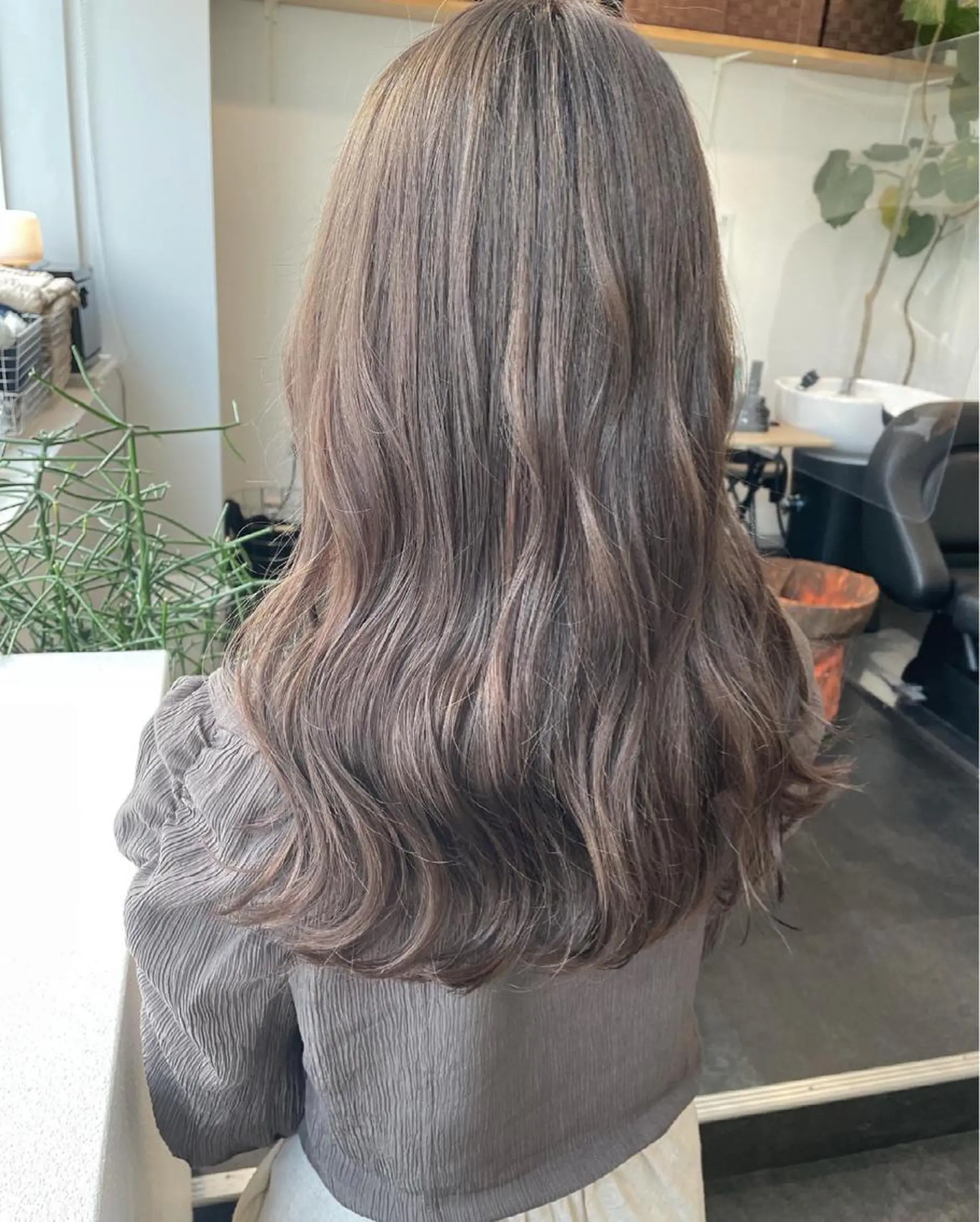 ロング カラー ベージュカラー ショコラベージュ JIL BLAN 京都所属・RU RIのヘアスタイル