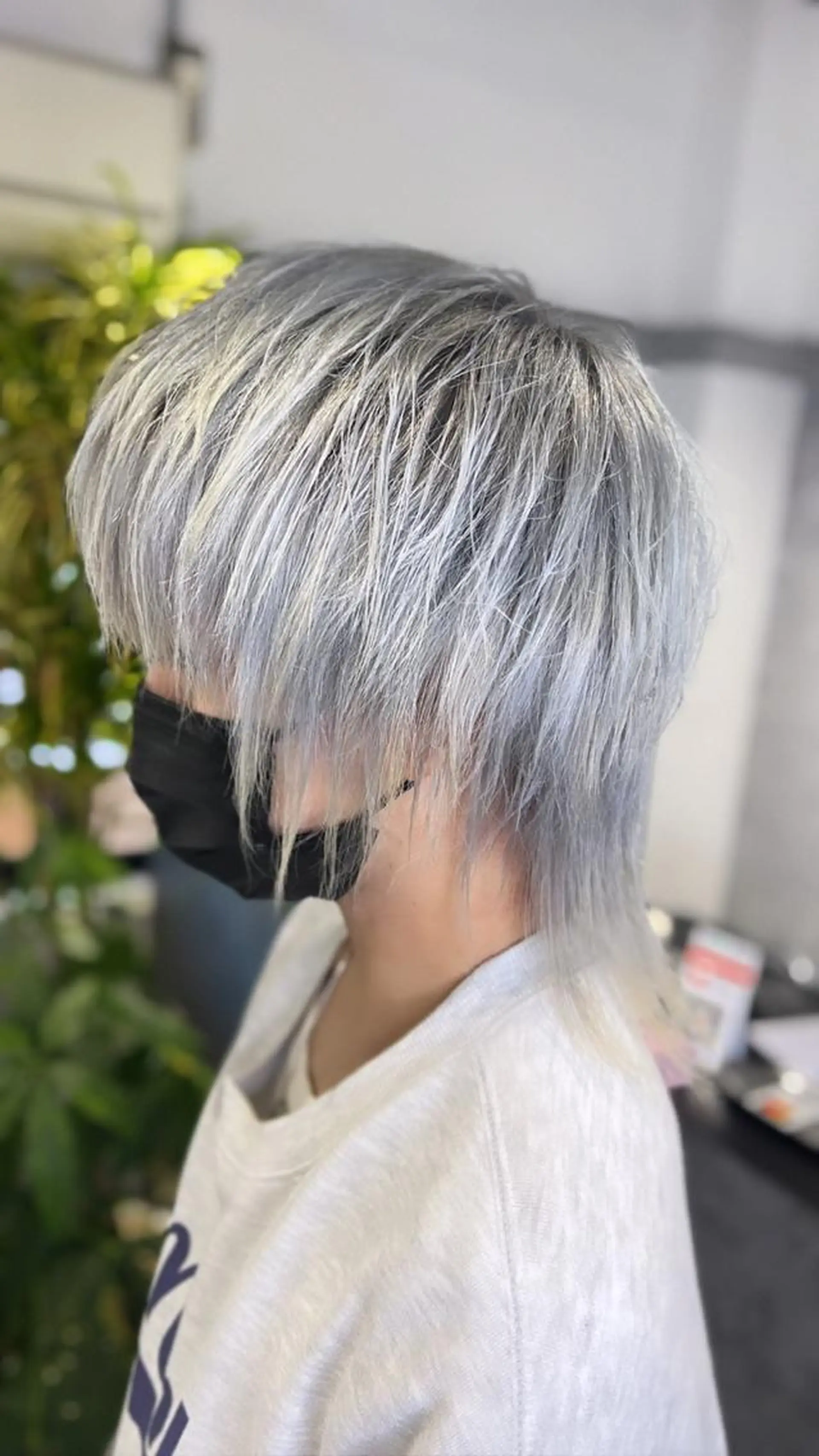 ショート カラー mimiiy梅田 中崎町ハイトーンのヘアスタイル