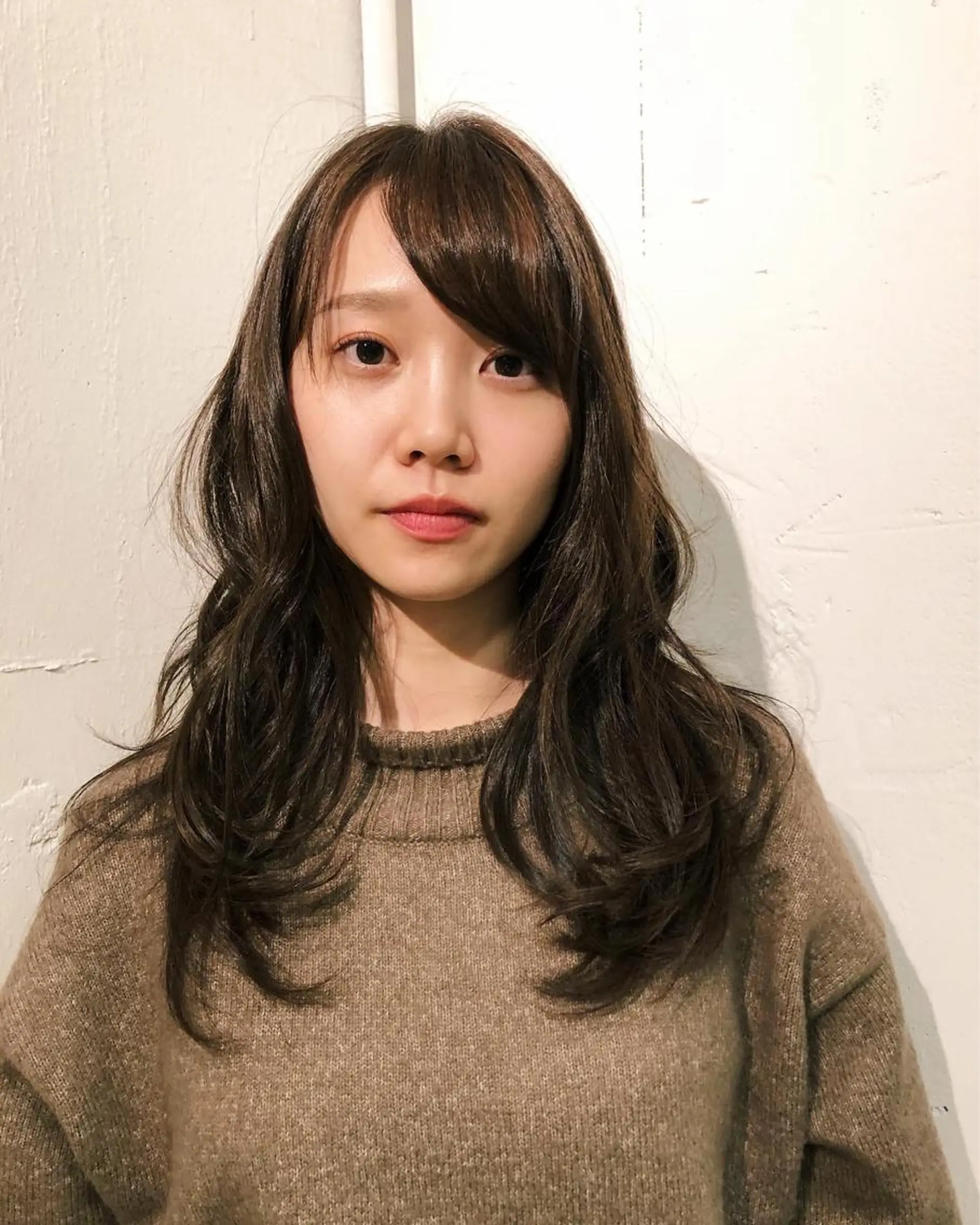 ロング カラー ベージュ/グレージュ 恵比寿/丸山陽平のヘアスタイル