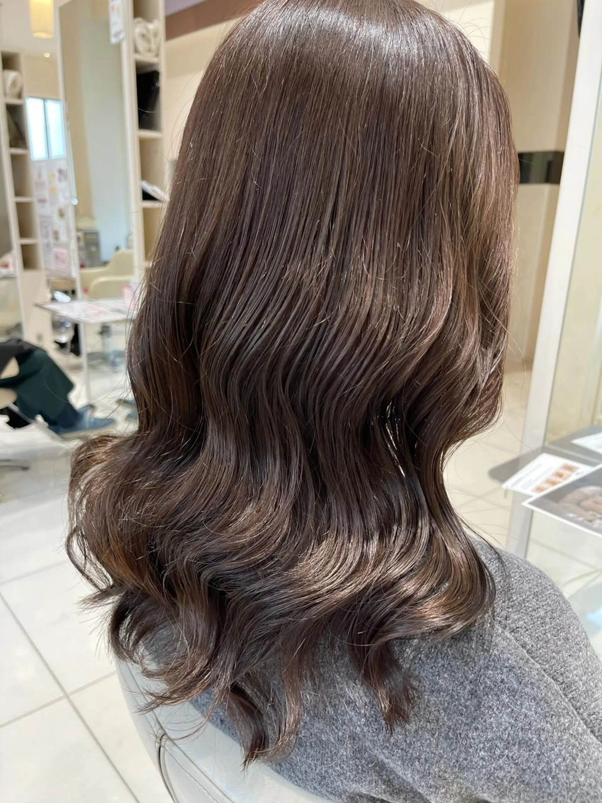 ロング カット 柏本 果菜のヘアスタイル