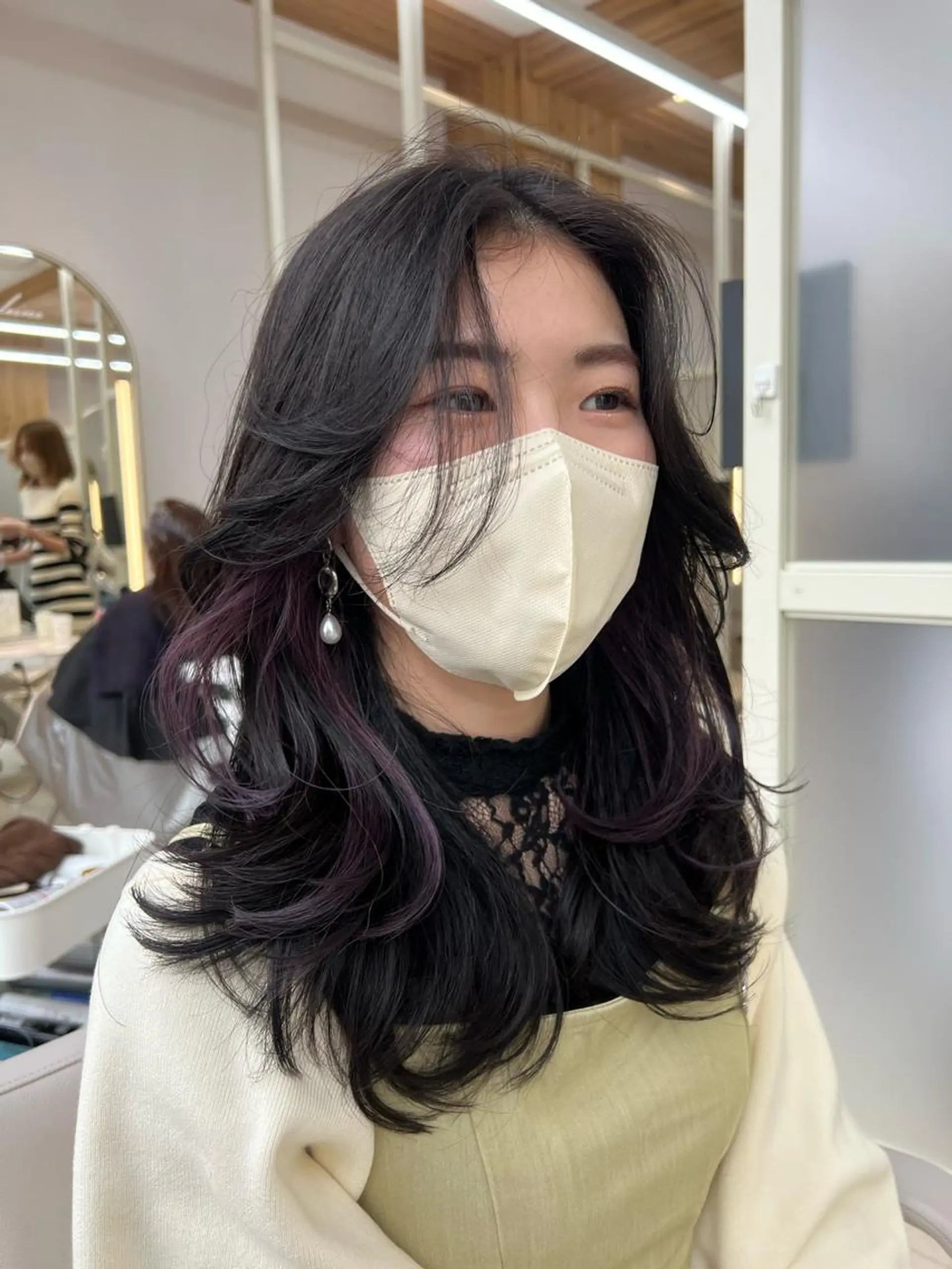 ロング カラー ミストバング 透明感カラー グレージュ ボブ くびれヘア ヘアカラー トリートメント ニュアンスレイヤー ハイトーンカラーのヘアスタイル