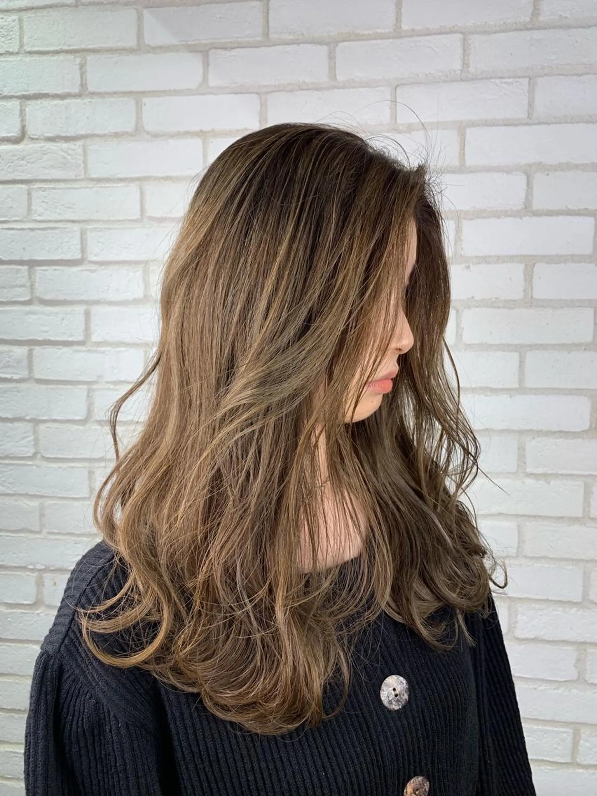 セミロング カラー 透明感カラー she2.shinjuku所属・顧客様専用予約 新規予約不可のヘアスタイル