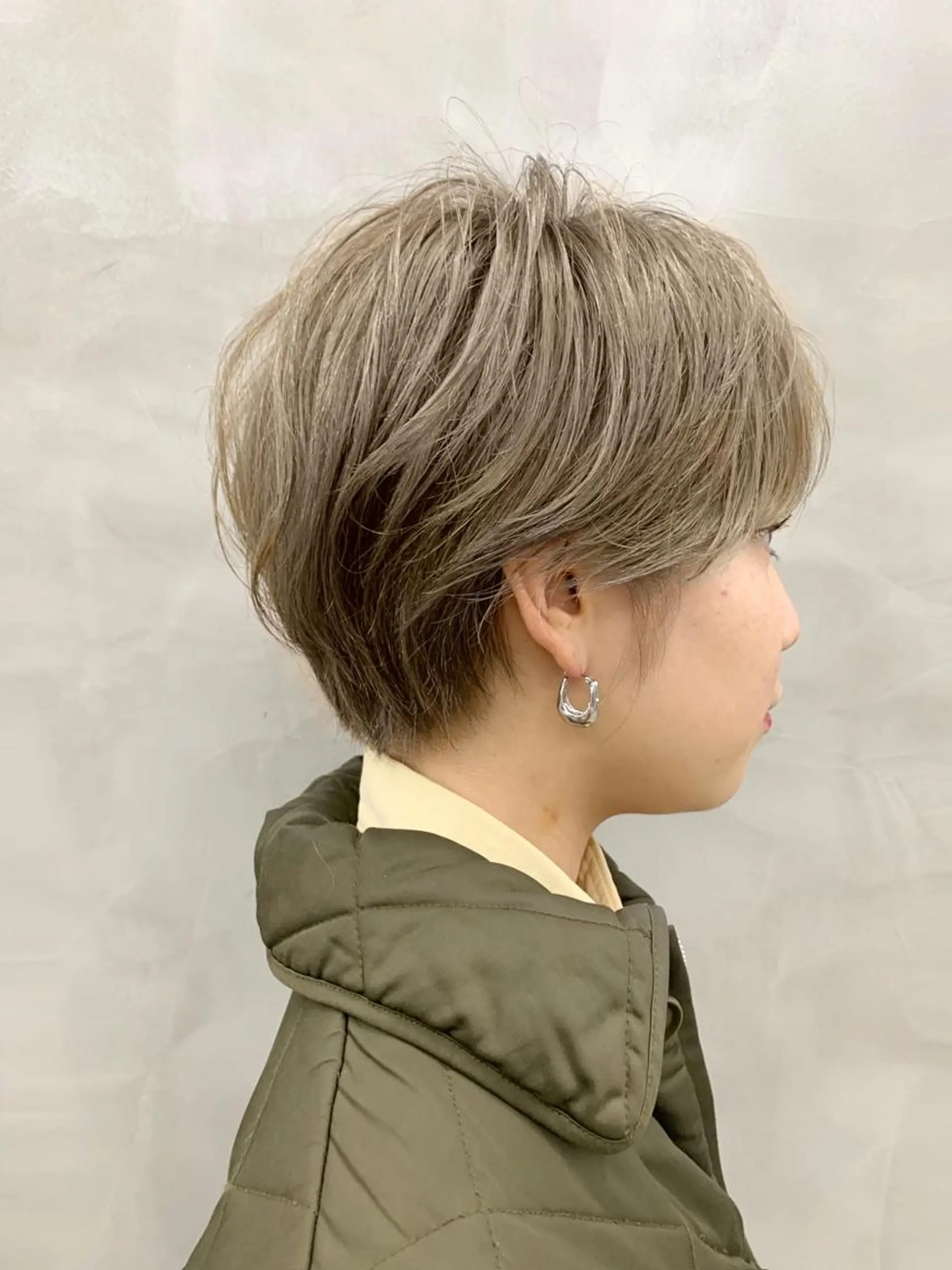 カラー ベージュカラー ブリーチ グレージュ ミルクティーベージュ ミルクティーグレージュ SEED&beauty byFLAT所属・ヘッドスパ (女性限定)🍋モエのヘアスタイル