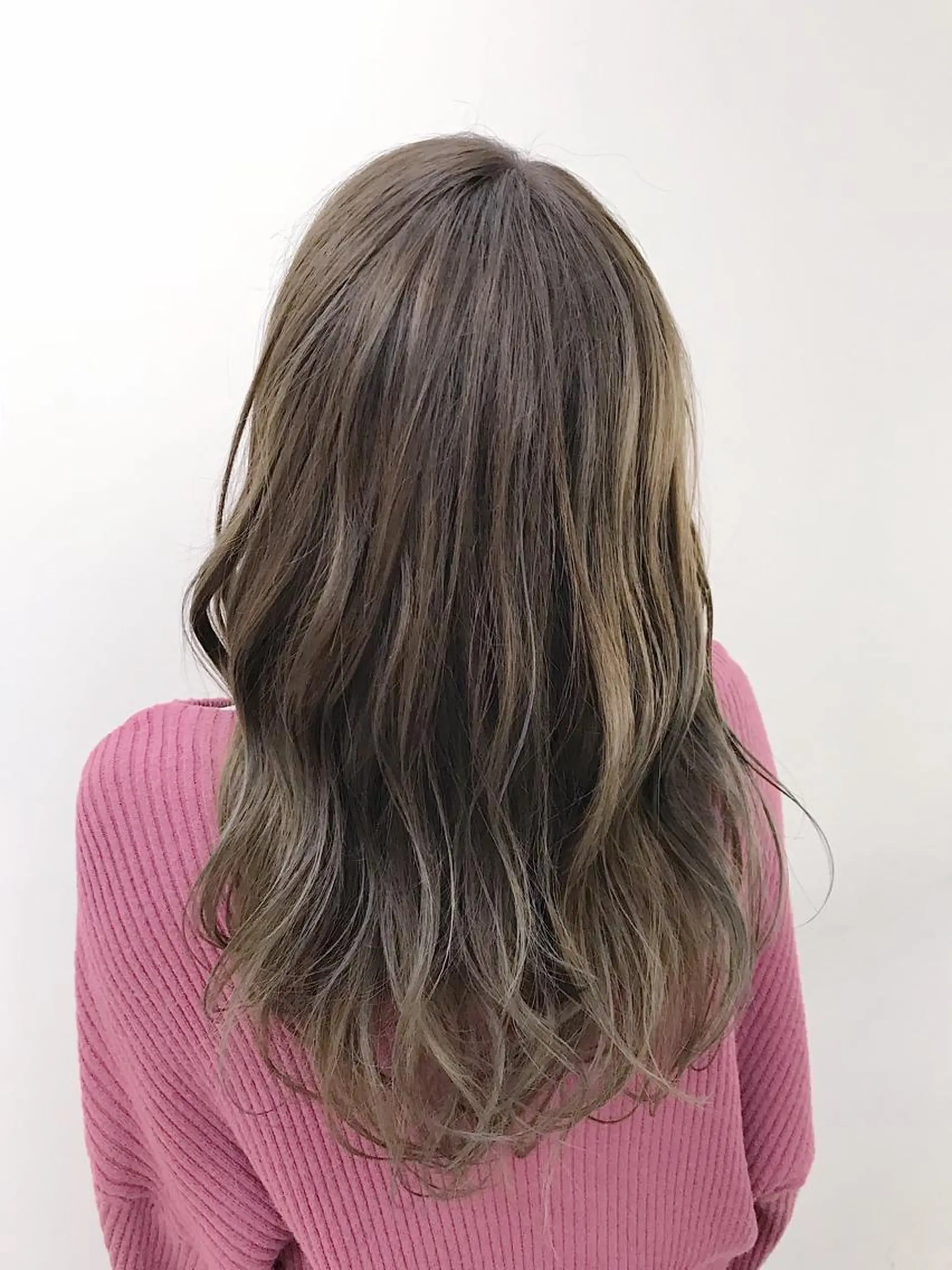 ロング カラー ヘアカラー ブリーチカラー/ 岩破瑞希のヘアスタイル