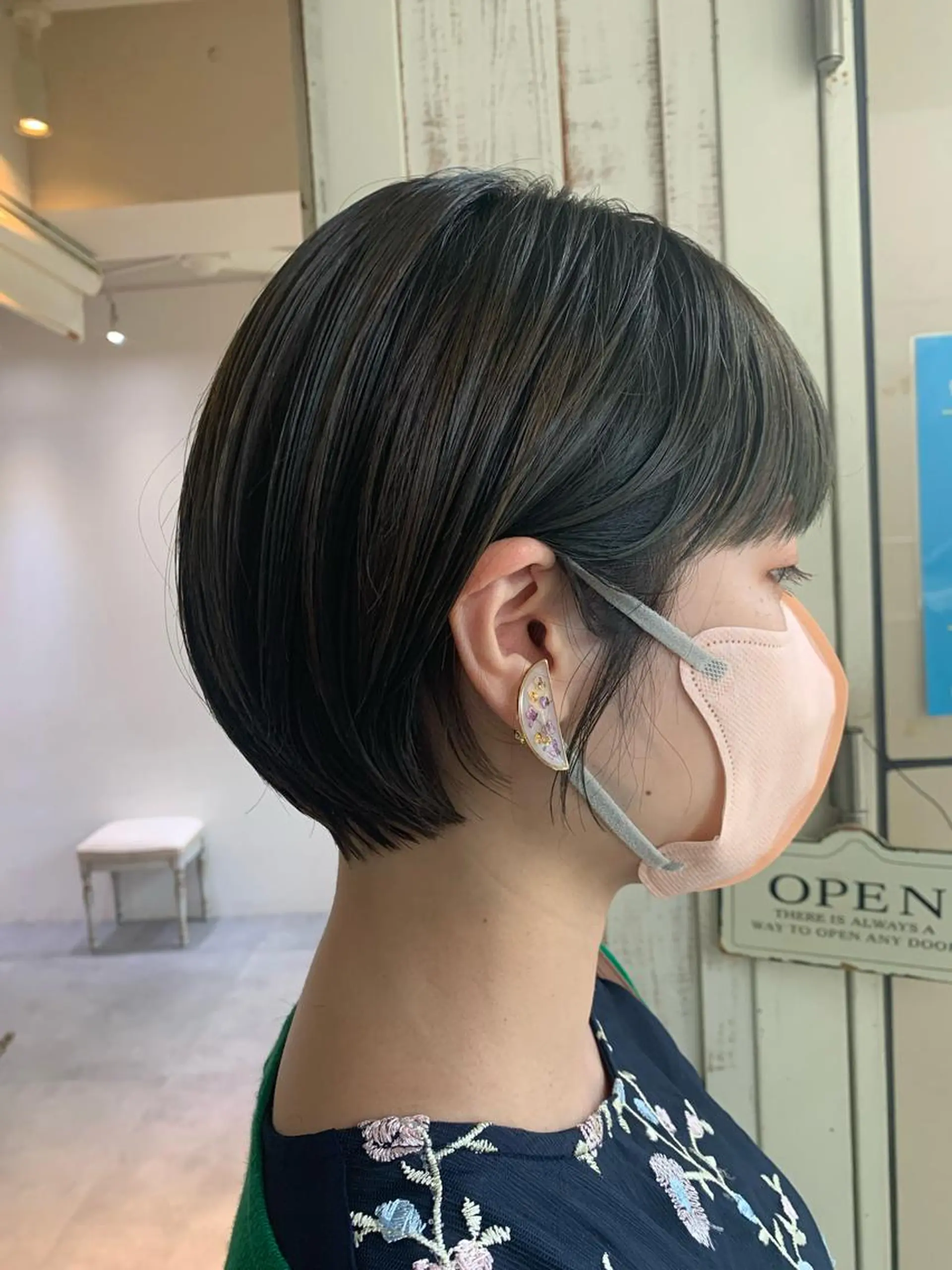 ショート カラー 丸みショート グレージュ オリーブグレージュ オリーブグレー ショートヘア カット ヘアカラー トリートメント JYUNESU表参道所属・似合わせhair🔸 アサダ　タカコ🔸のヘアスタイル