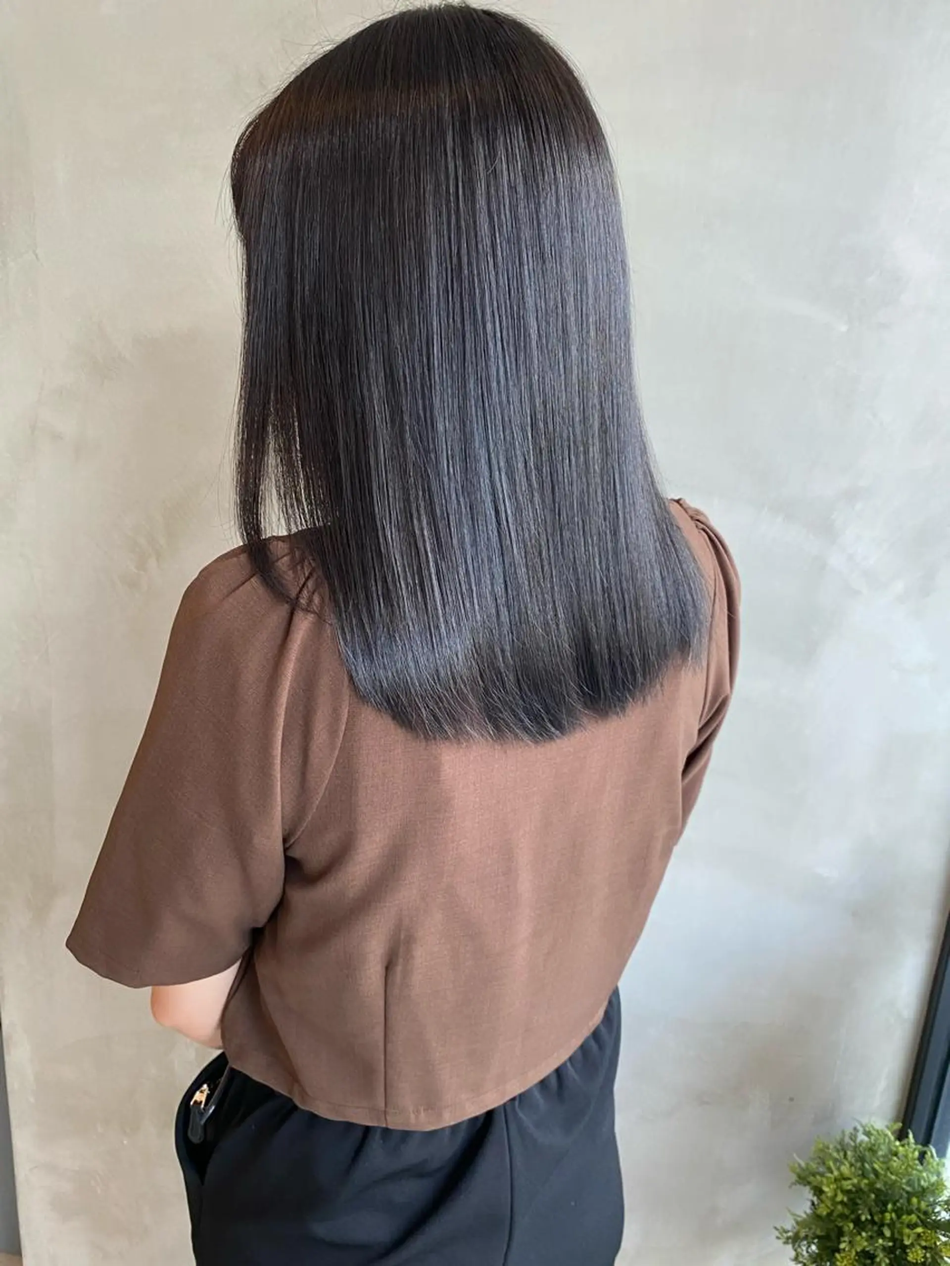 ミディアム カラー ネイル マツエク・マツパ インナーカラー くびれヘア 外国人風カラー 学生 レイヤーカット カット ヘアカラー トリートメント reverie【レヴリー】所属・夜23時まで予約🉑 reverieあきらのその他イメージ