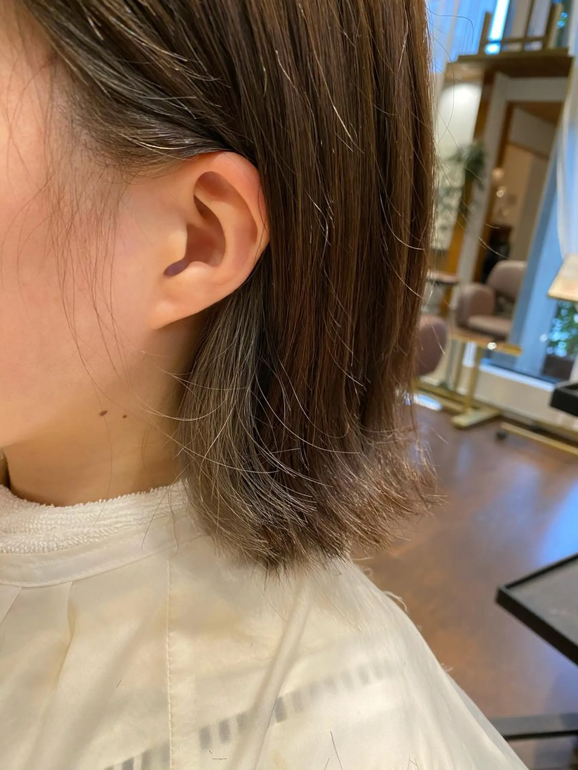 ショート カラー インナーカラー DEEokazaki kobayashiのヘアスタイル