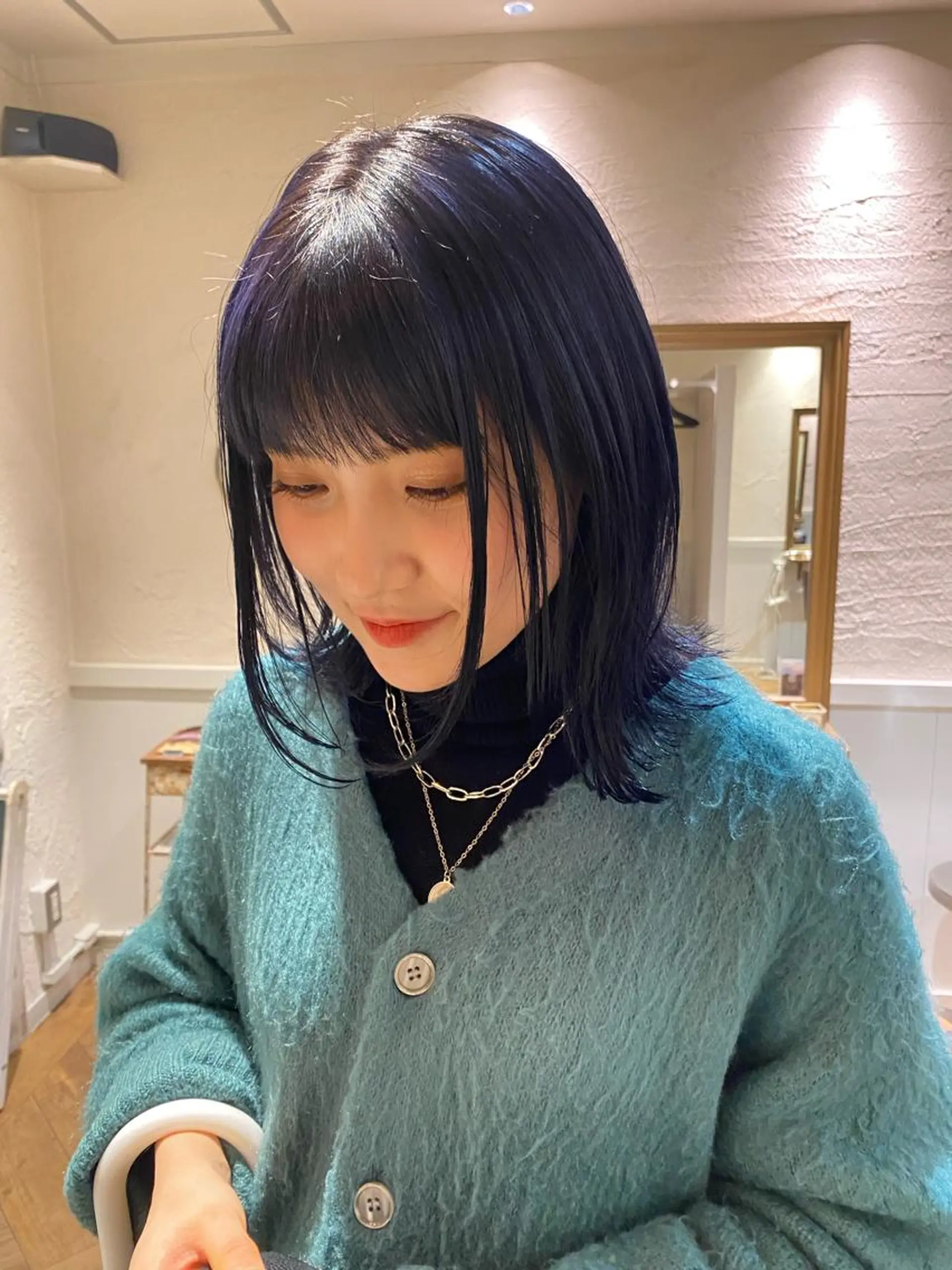 カラー Manaka🟤 Musiiik　今泉のヘアスタイル