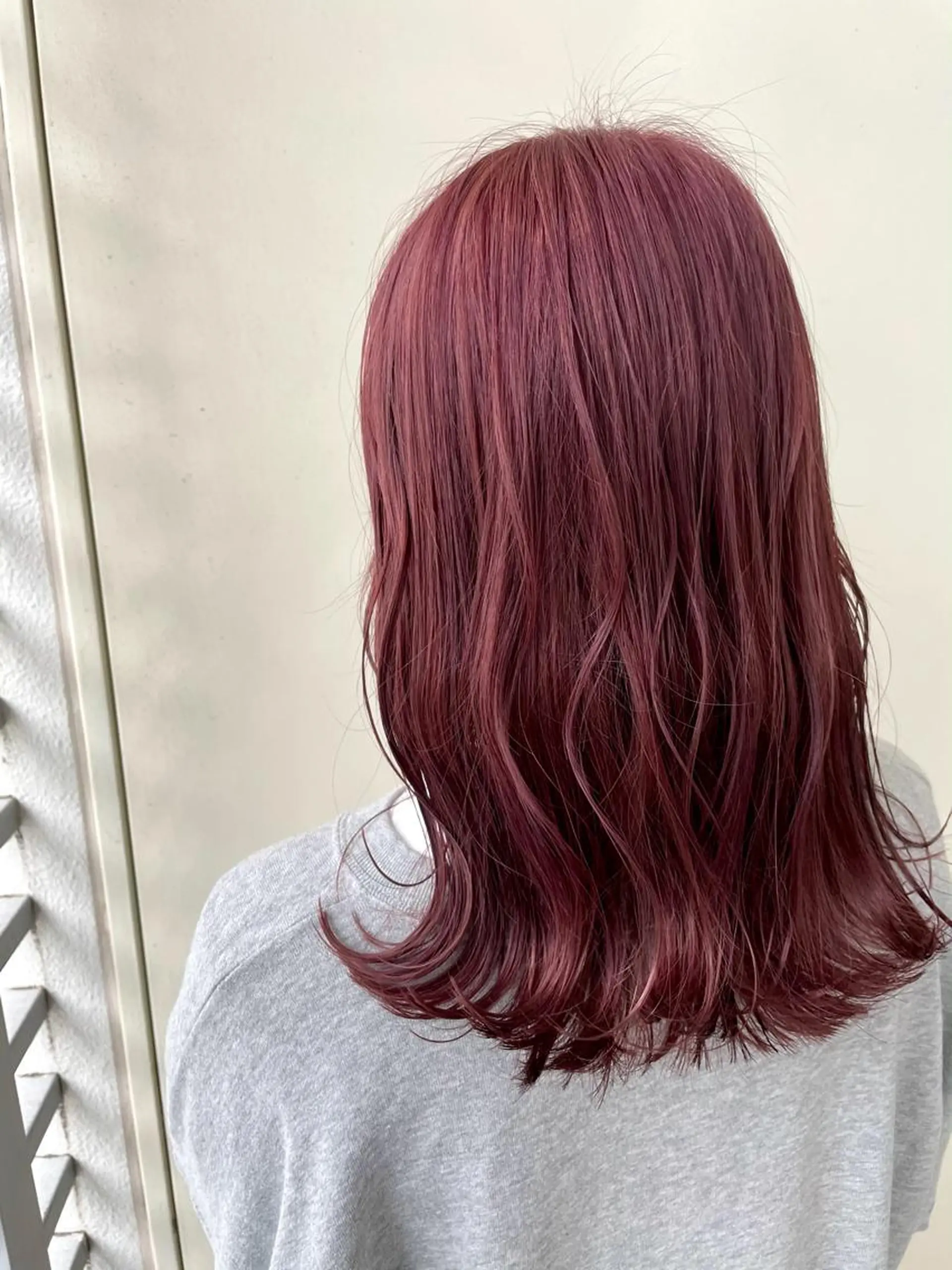 ミディアム カラー ヘアカラー トリートメント 荒木 康太のヘアスタイル