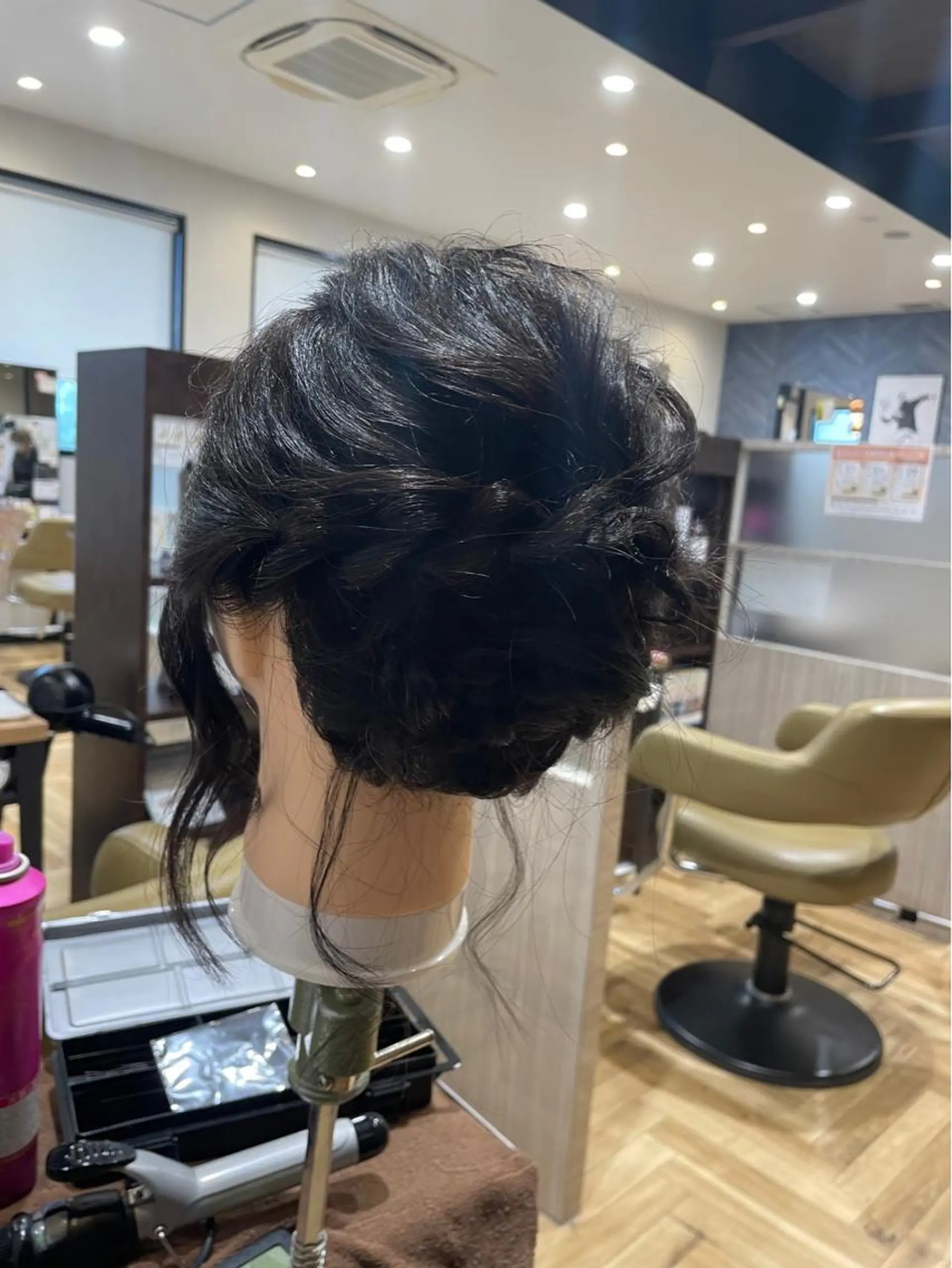 ミディアム ヘアセット レイビューティー豊田 丸山店アシスタントのヘアスタイル