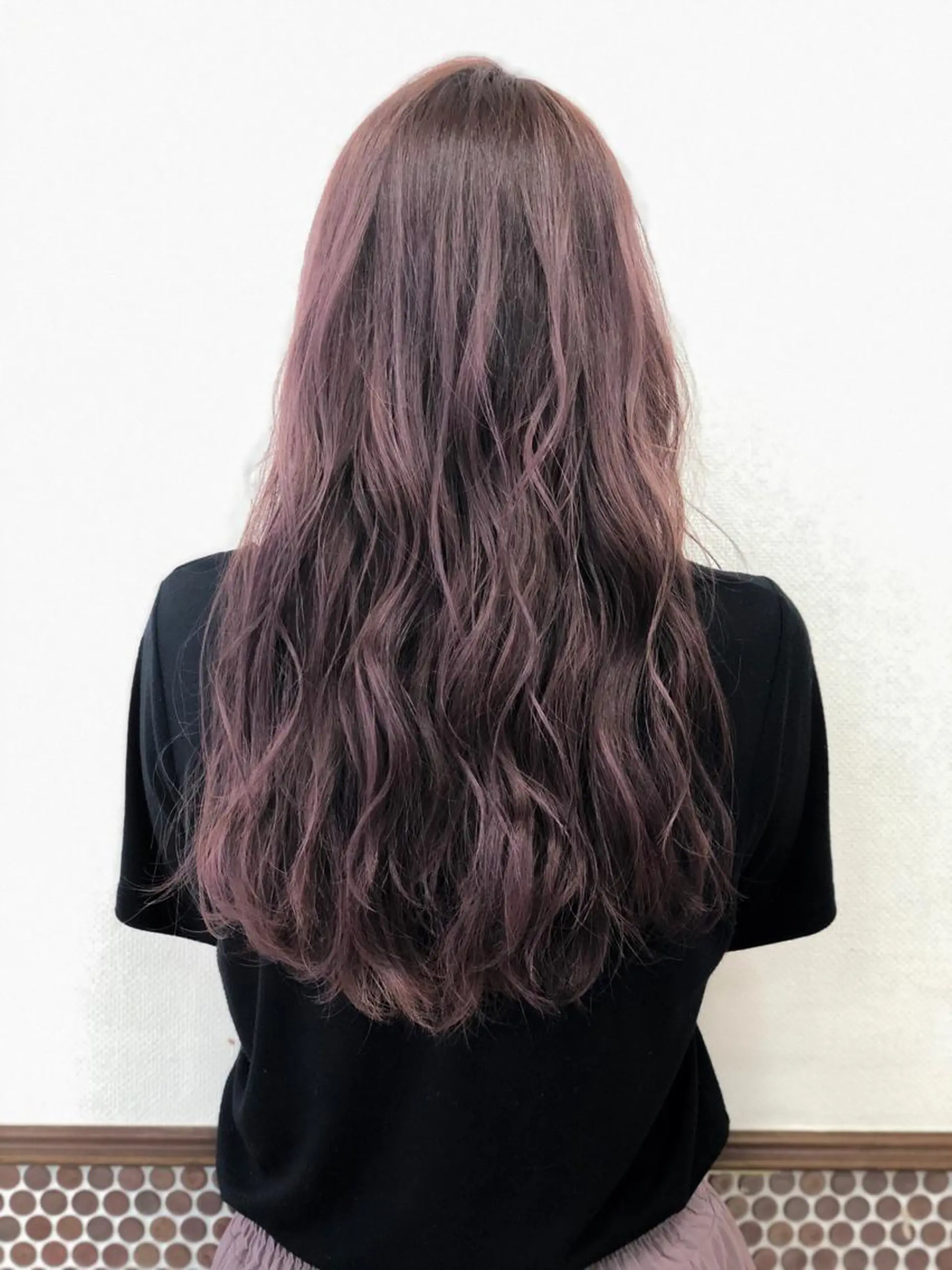 ロング カラー ピンクカラー バイオレットカラー 白髪ぼかし脱白髪染め 大塚綾のヘアスタイル