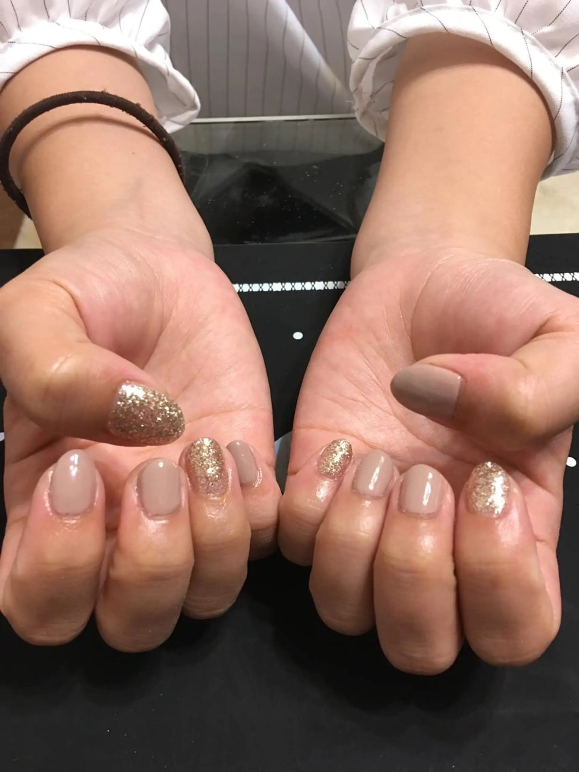 ネイル ゴールド ハンドネイル 🌈KANÅKO 🌈のネイルデザイン