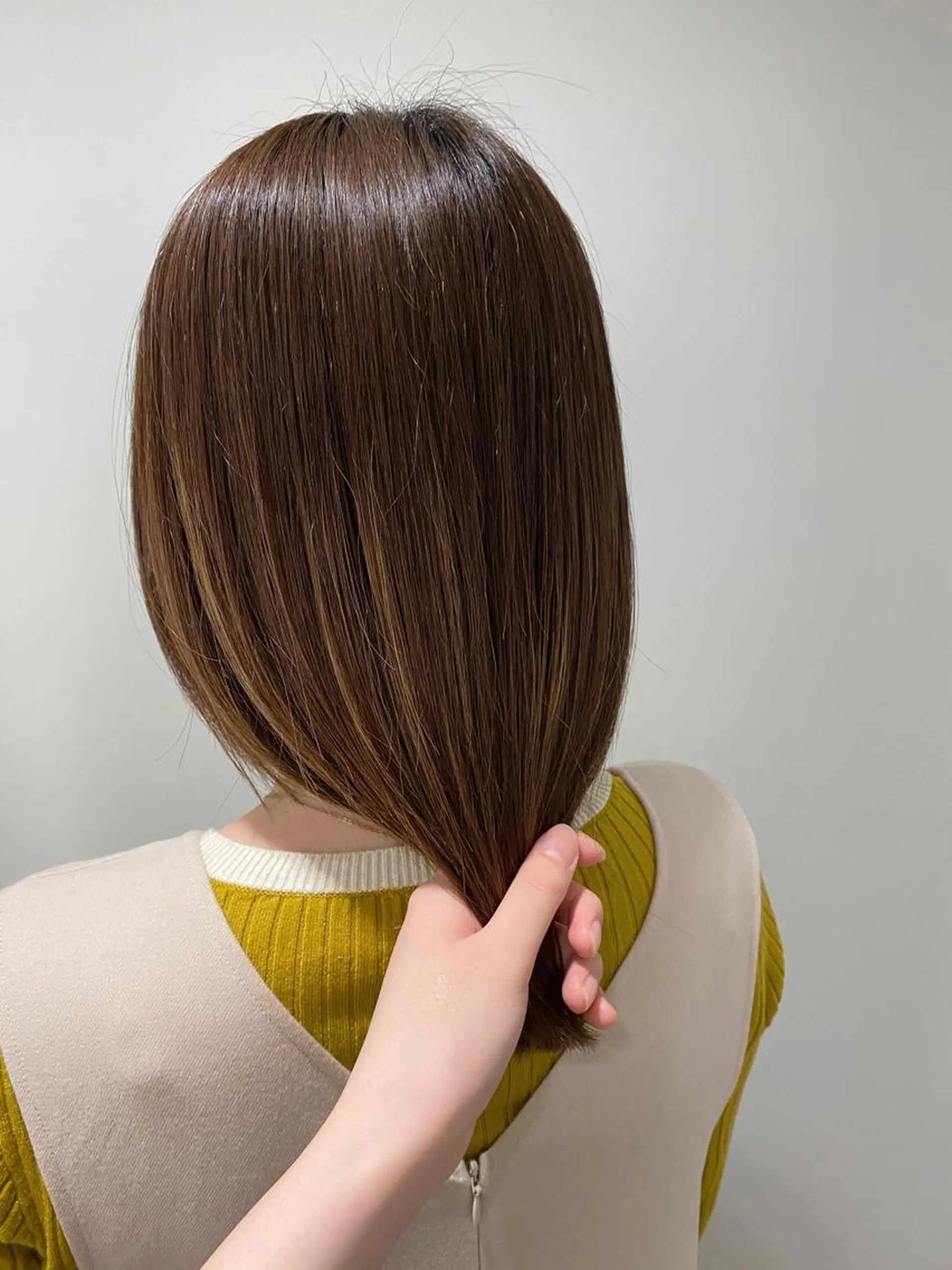 ミディアム 谷川 あかりのヘアスタイル