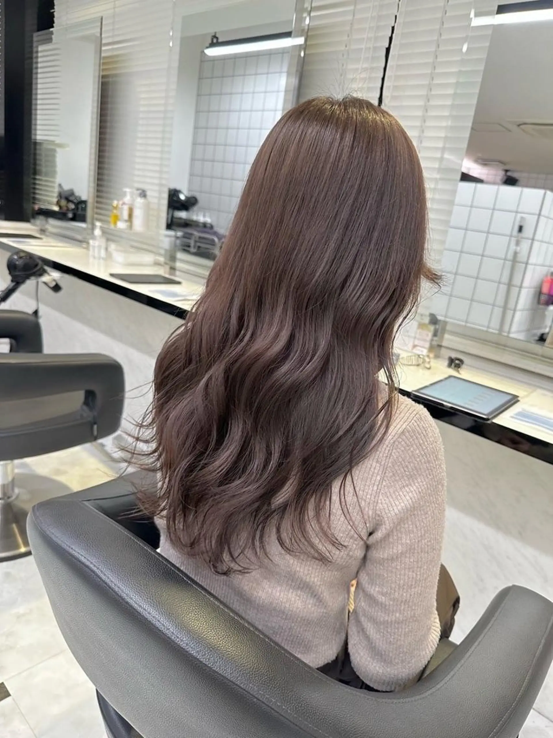 カラー 韓国上品ヘア🤍 ARISA🤍のヘアスタイル