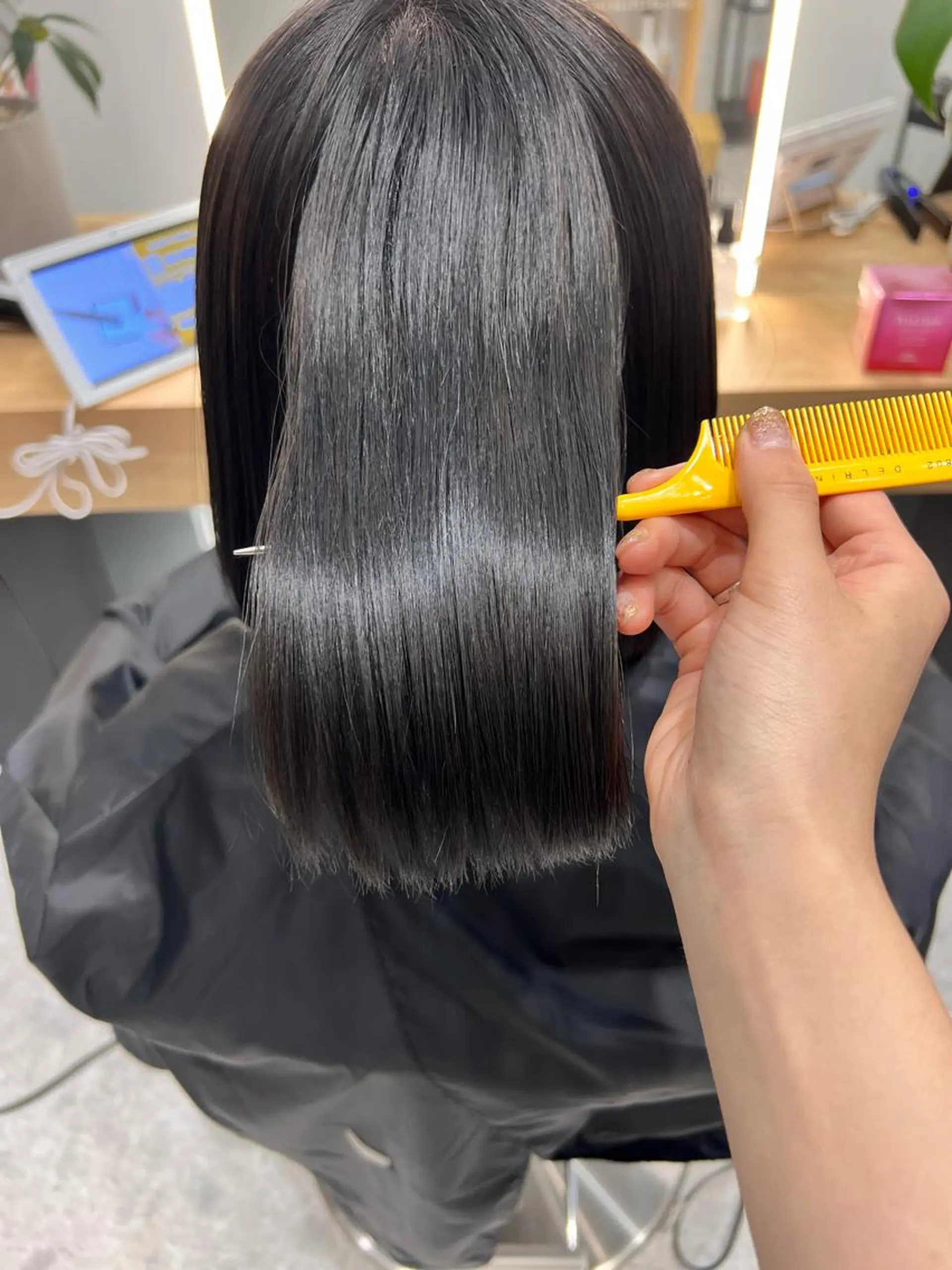 ショート ブリーチカラー 〻髪質改善〻アレンジのヘアスタイル