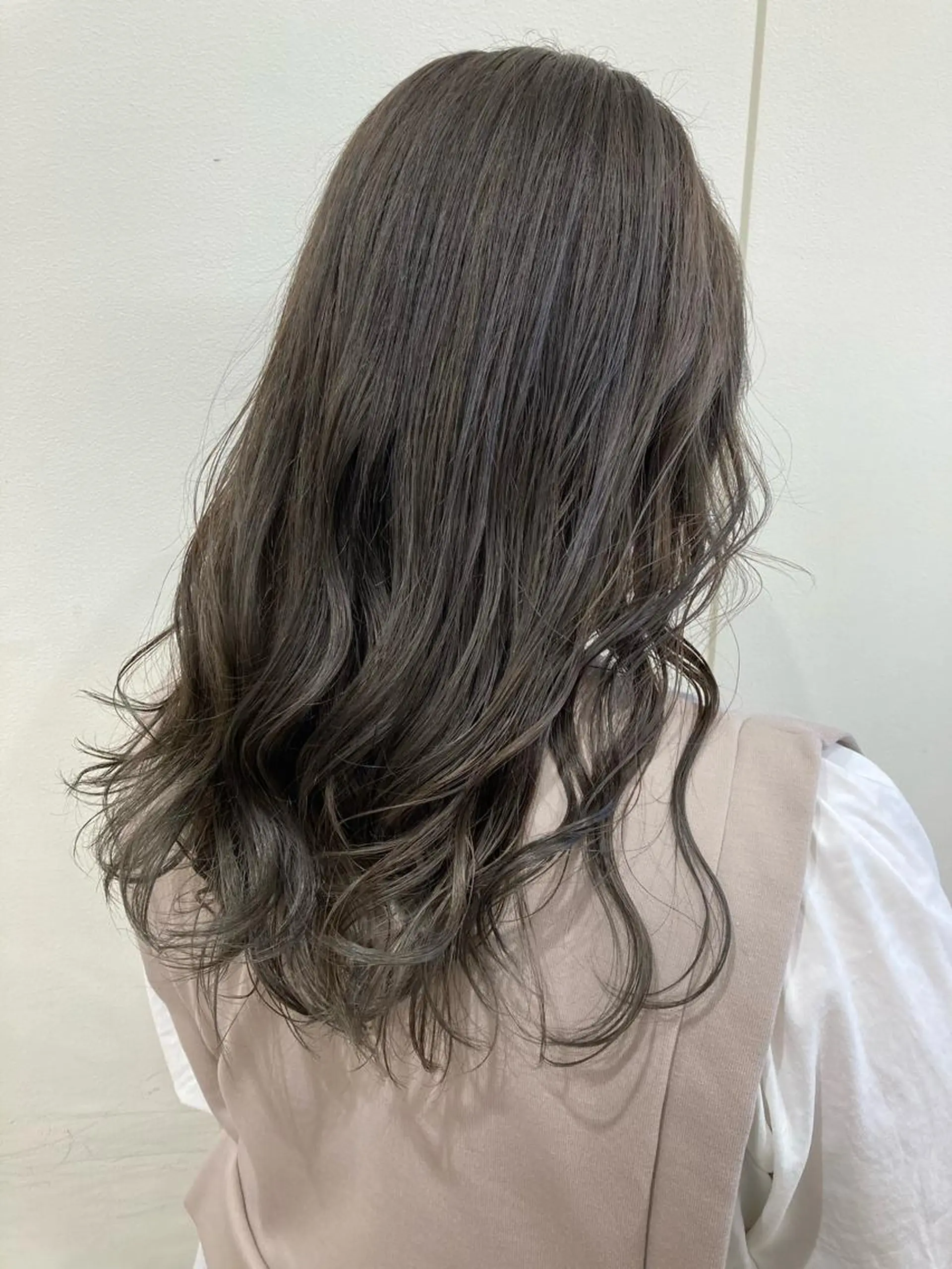 カラー むらたみずき /大宮ブリーチカラーのヘアスタイル