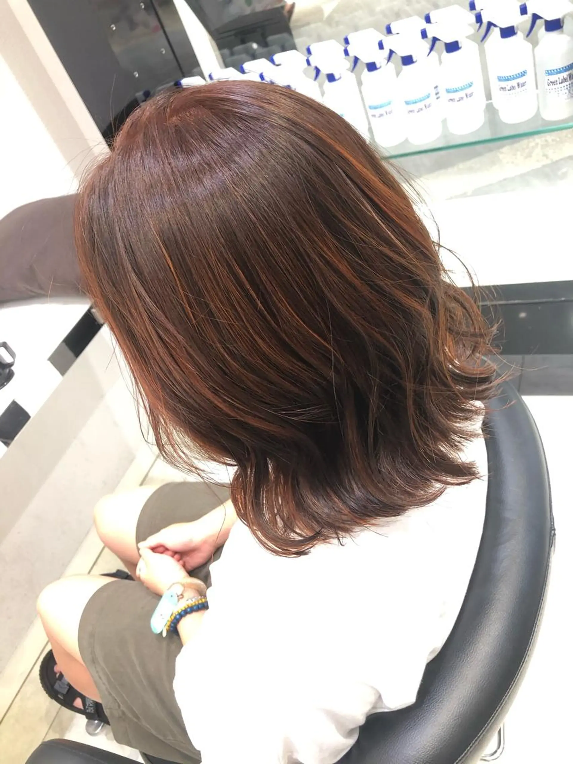 ミディアム ハイライト カット ヘアカラー トリートメント 岸 保奈美のヘアスタイル