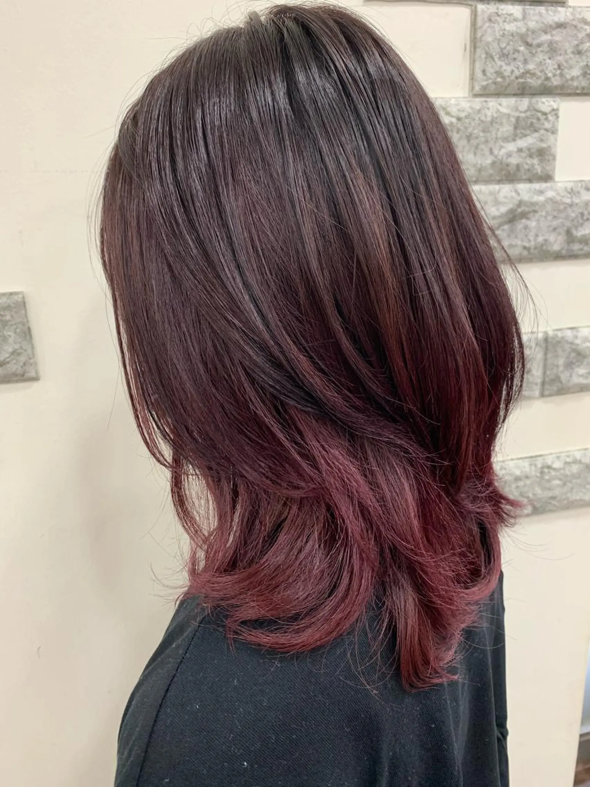 セミロング カラー SALOWIN新宿三丁目 Frente店所属・薄田 珠美のヘアスタイル