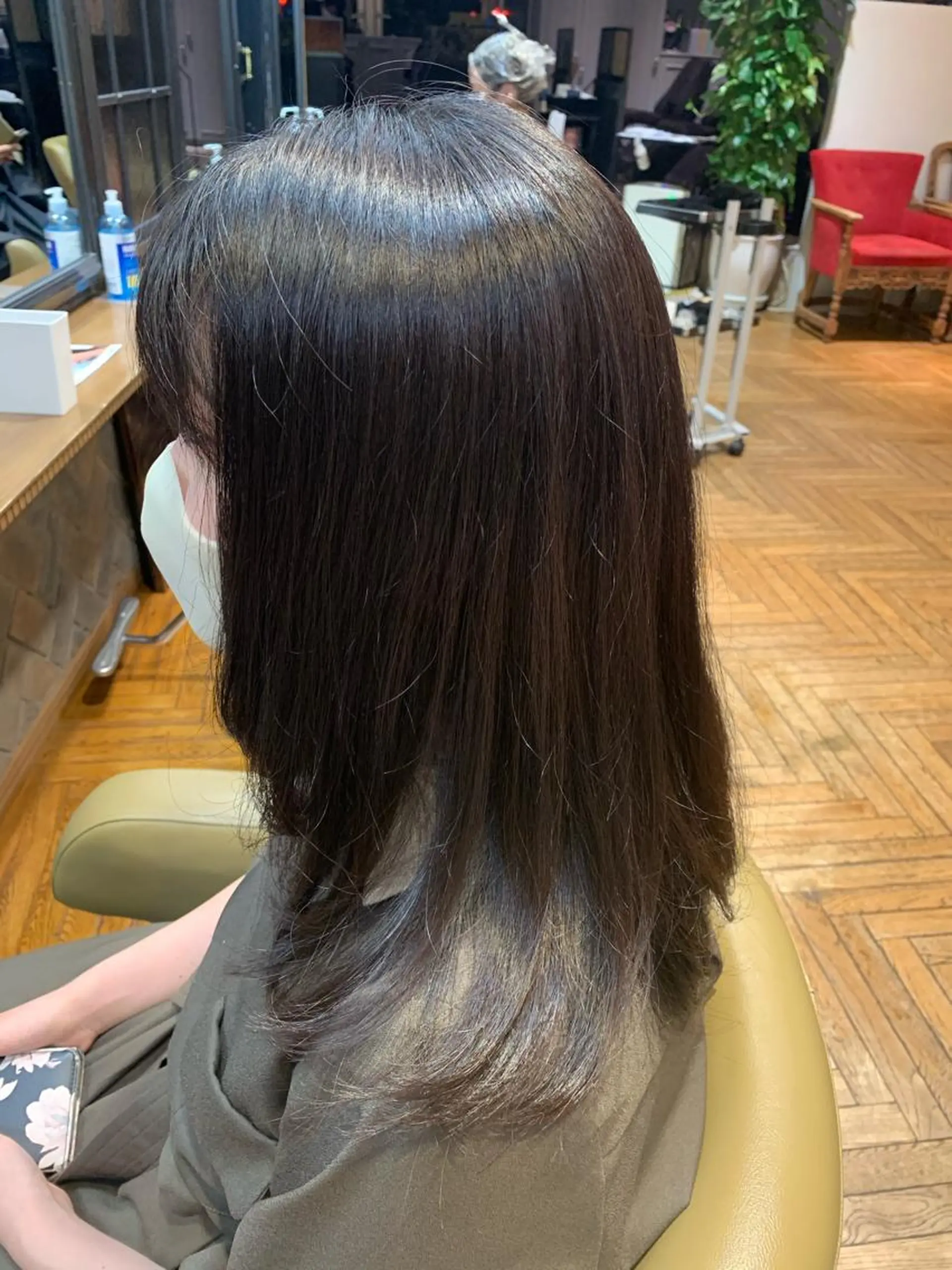 セミロング カラー アッシュ ダークアッシュ ごとう さなのヘアスタイル