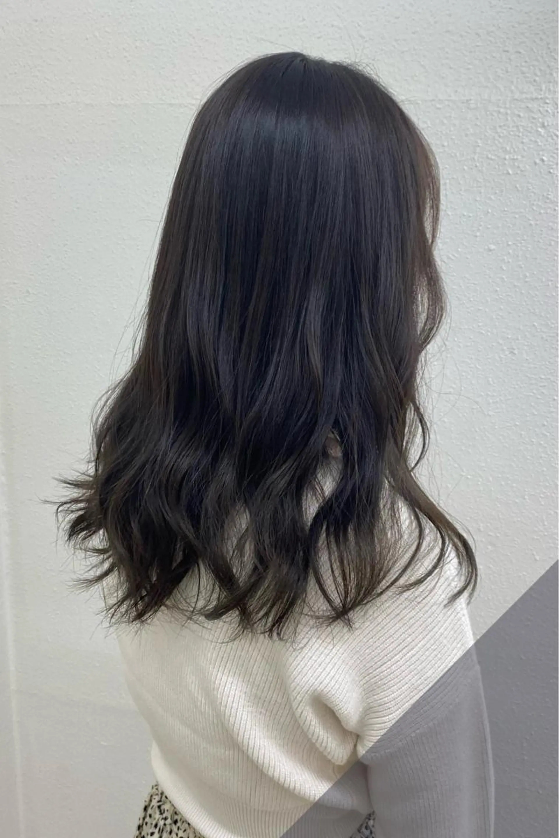 ロング カラー 菊地 紗矢のヘアスタイル