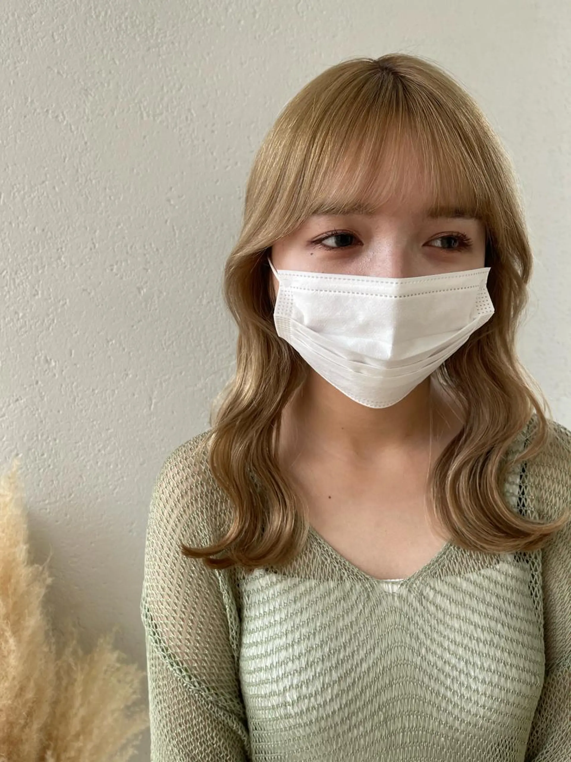 セミロング カラー hyphen《ハイフン》所属・市村 香多のヘアスタイル