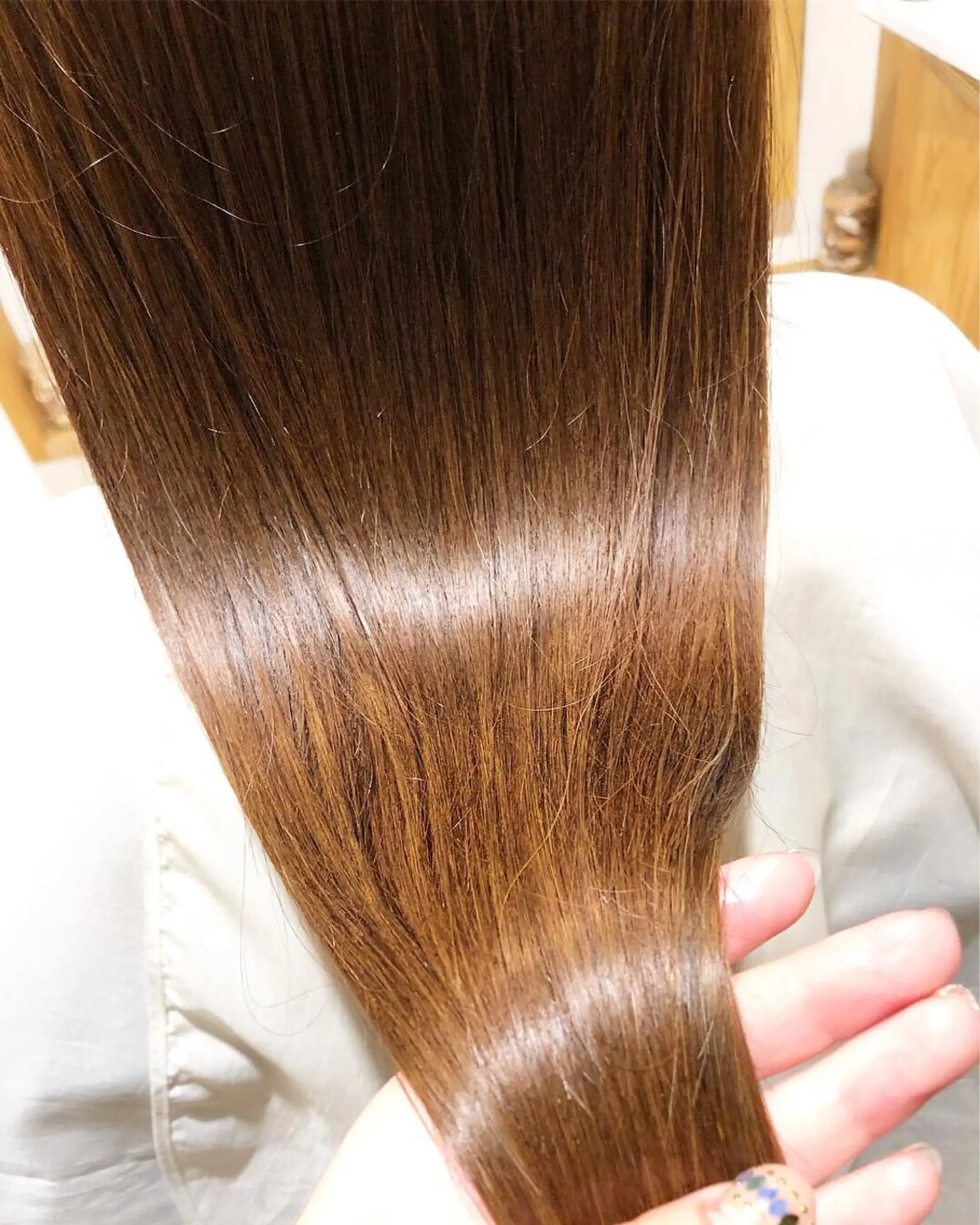 ロング カラー トリートメント 小森 樹奈のヘアスタイル
