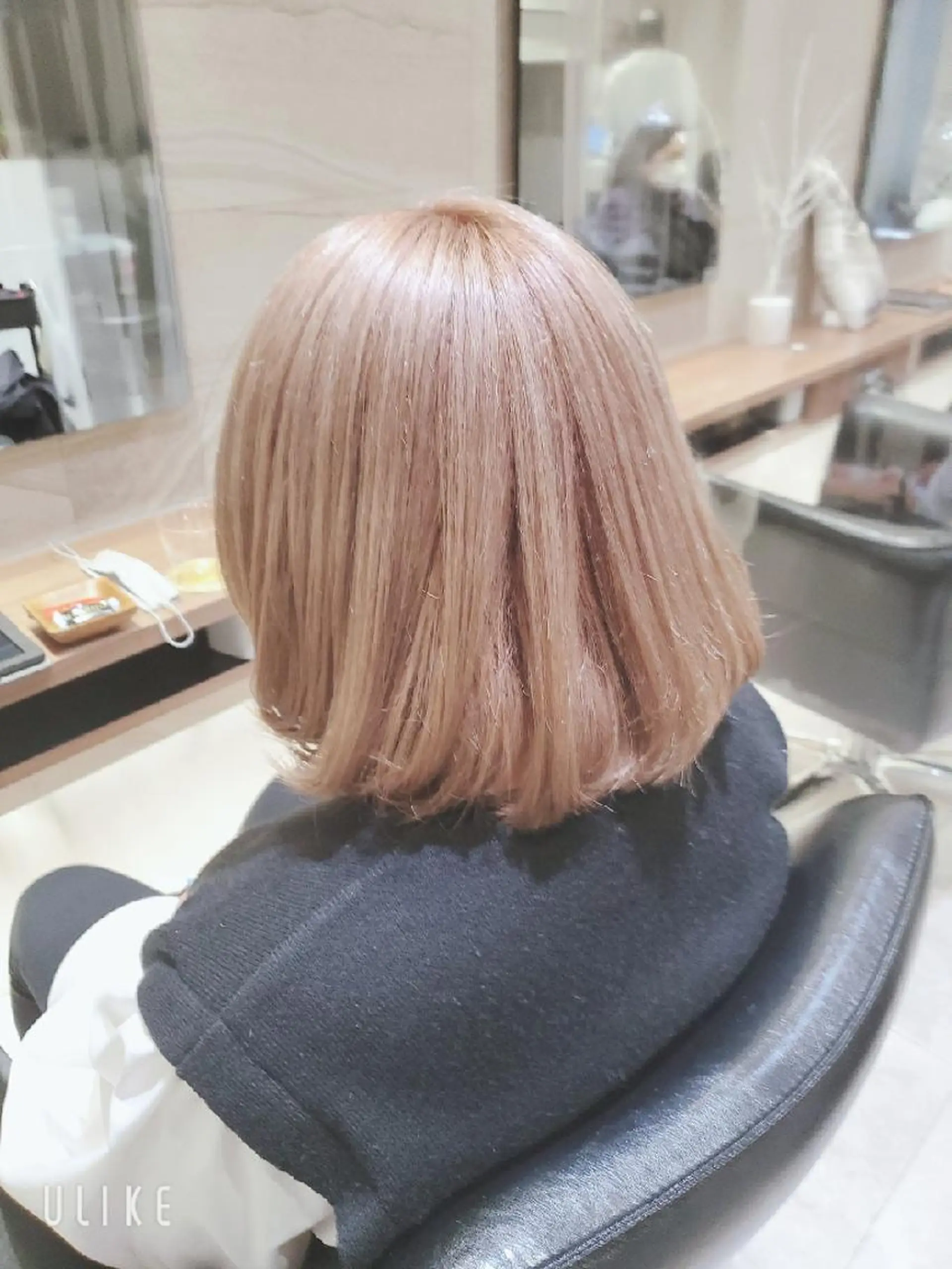ショート カラー ベージュカラー ブリーチ ペールベージュ 💎カラー特化💎 長嶺文江💎のヘアスタイル