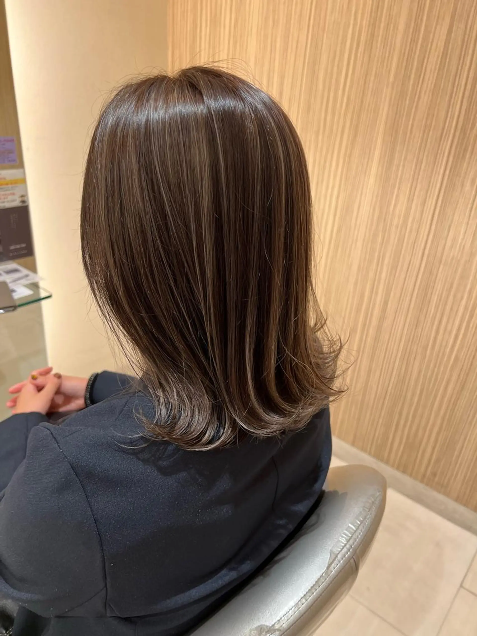 カラー 久永 菫のヘアスタイル