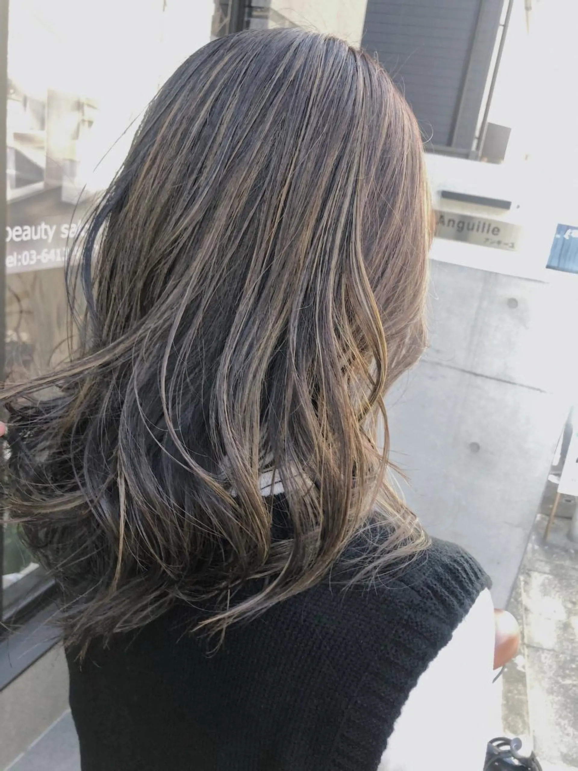 セミロング カラー ハイライトカラー ハイライト rii-🩰 トレンド韓国ヘアのヘアスタイル