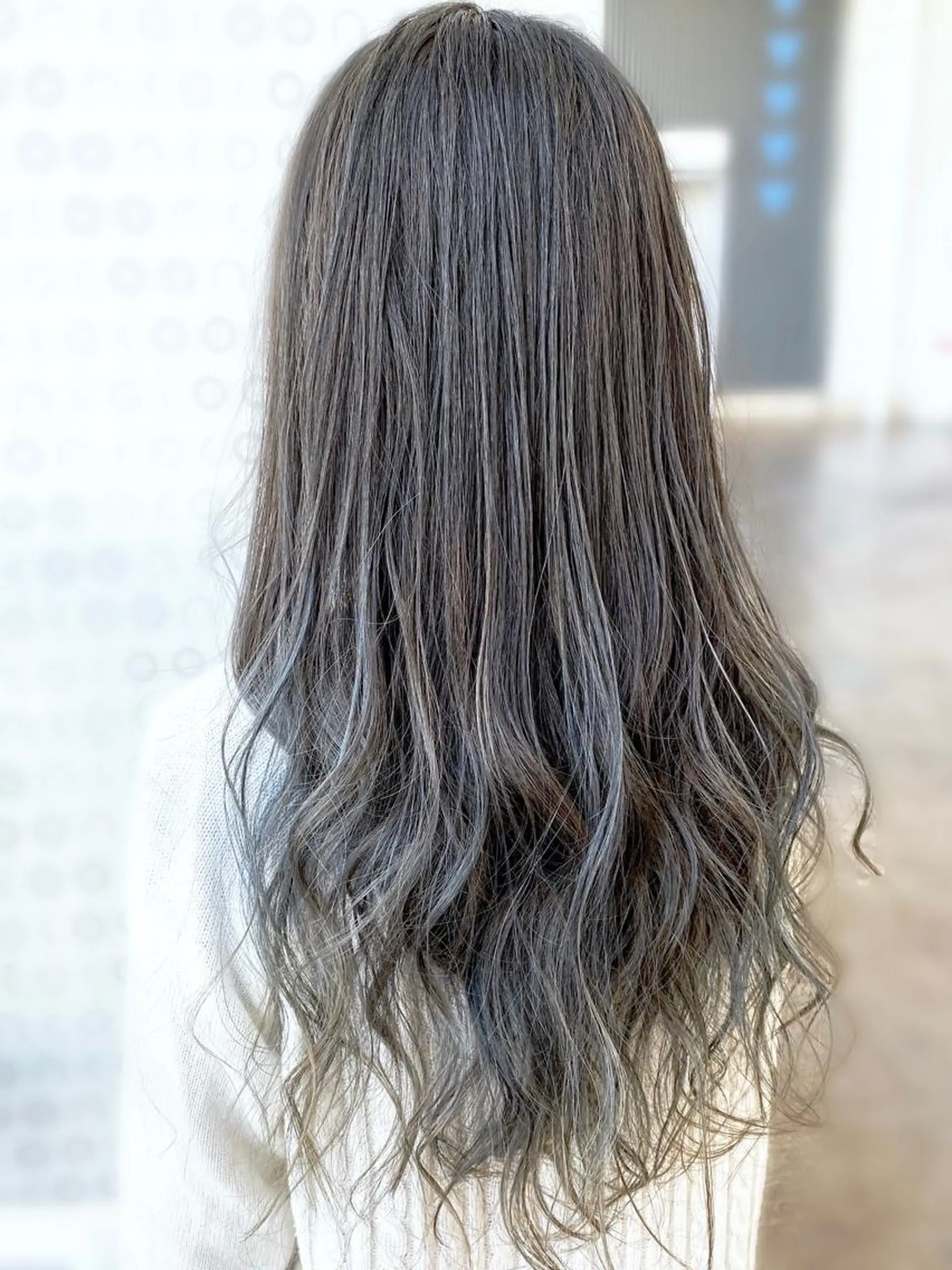ロング カラー 大野 あさみのヘアスタイル
