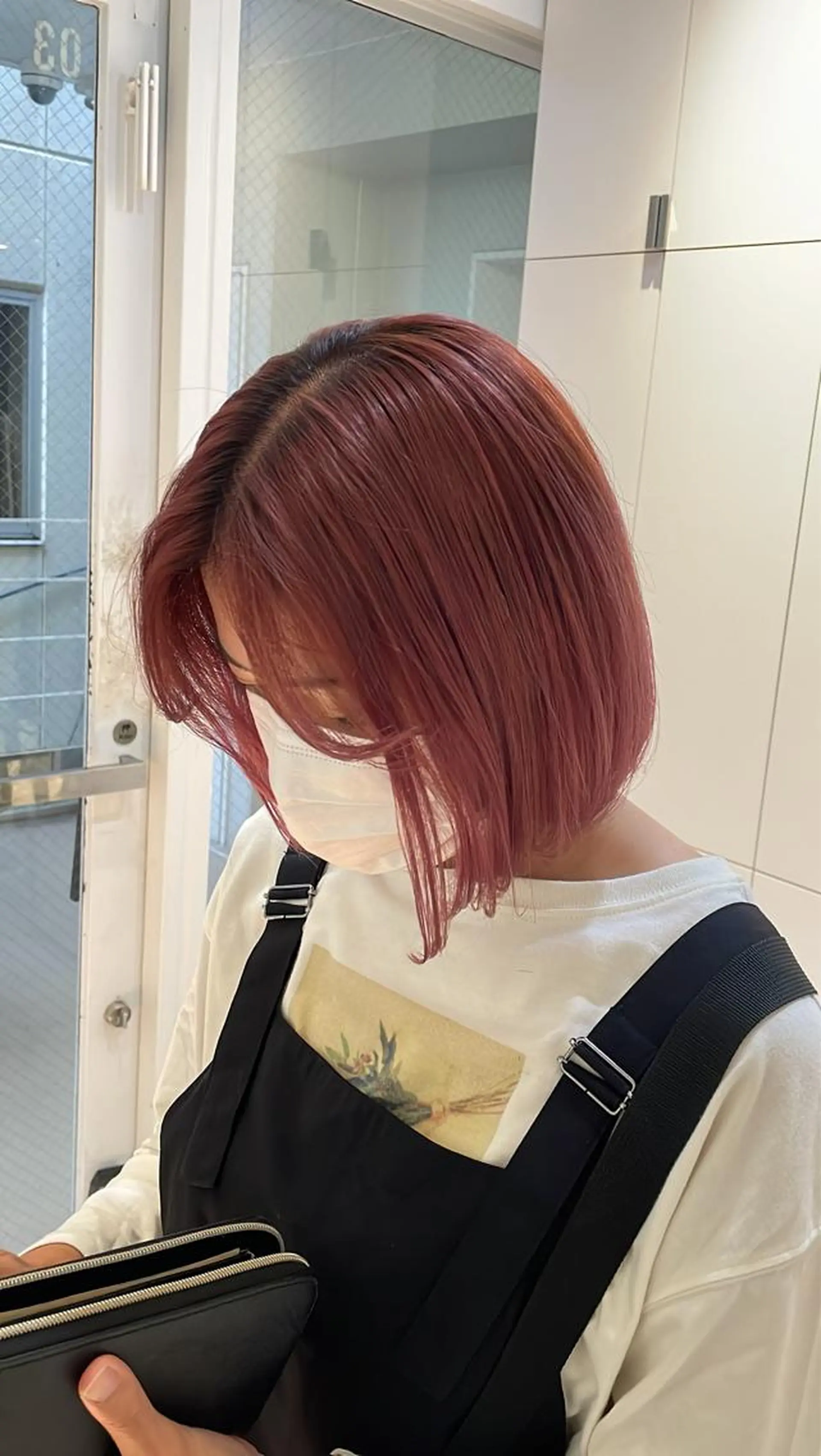 ミディアム カラー ヘアアレンジ アッシュ ピンクカラー ピンクアッシュ ボブ カット ヘアカラー トリートメント ヘッドスパ ヘアセット 艶髪✨寒色カラー✨ 翁長孝輔のヘアスタイル