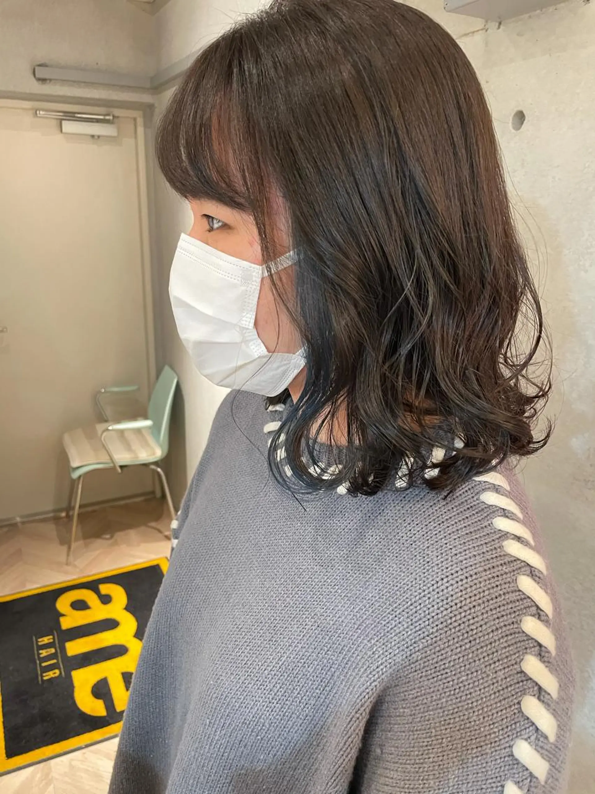 ミディアム カラー ブルーカラー カット ヘアカラー トリートメント しのはら まどかのヘアスタイル