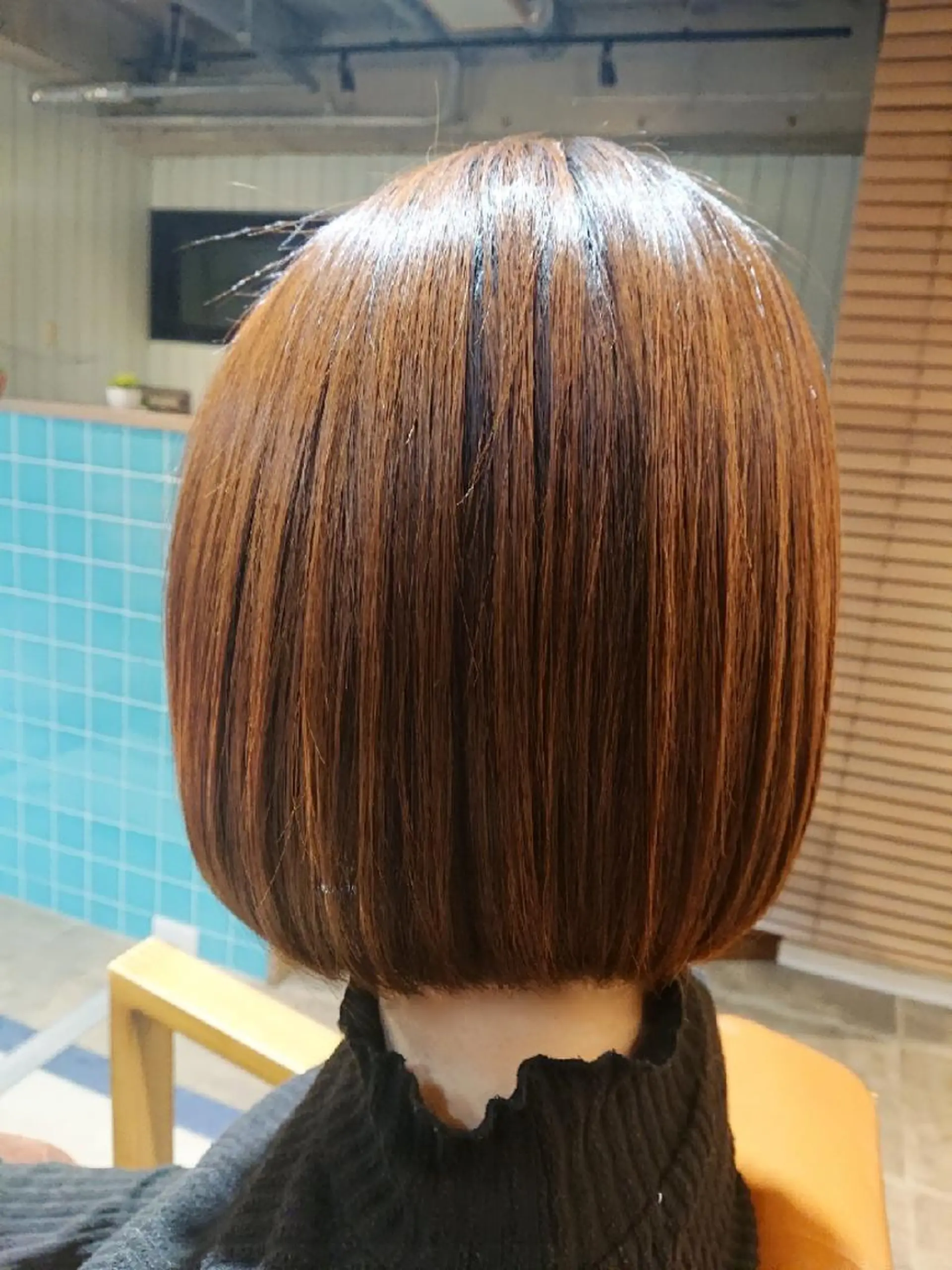 ミディアム ボブ 小顔カット alushe 岡 陽子のヘアスタイル