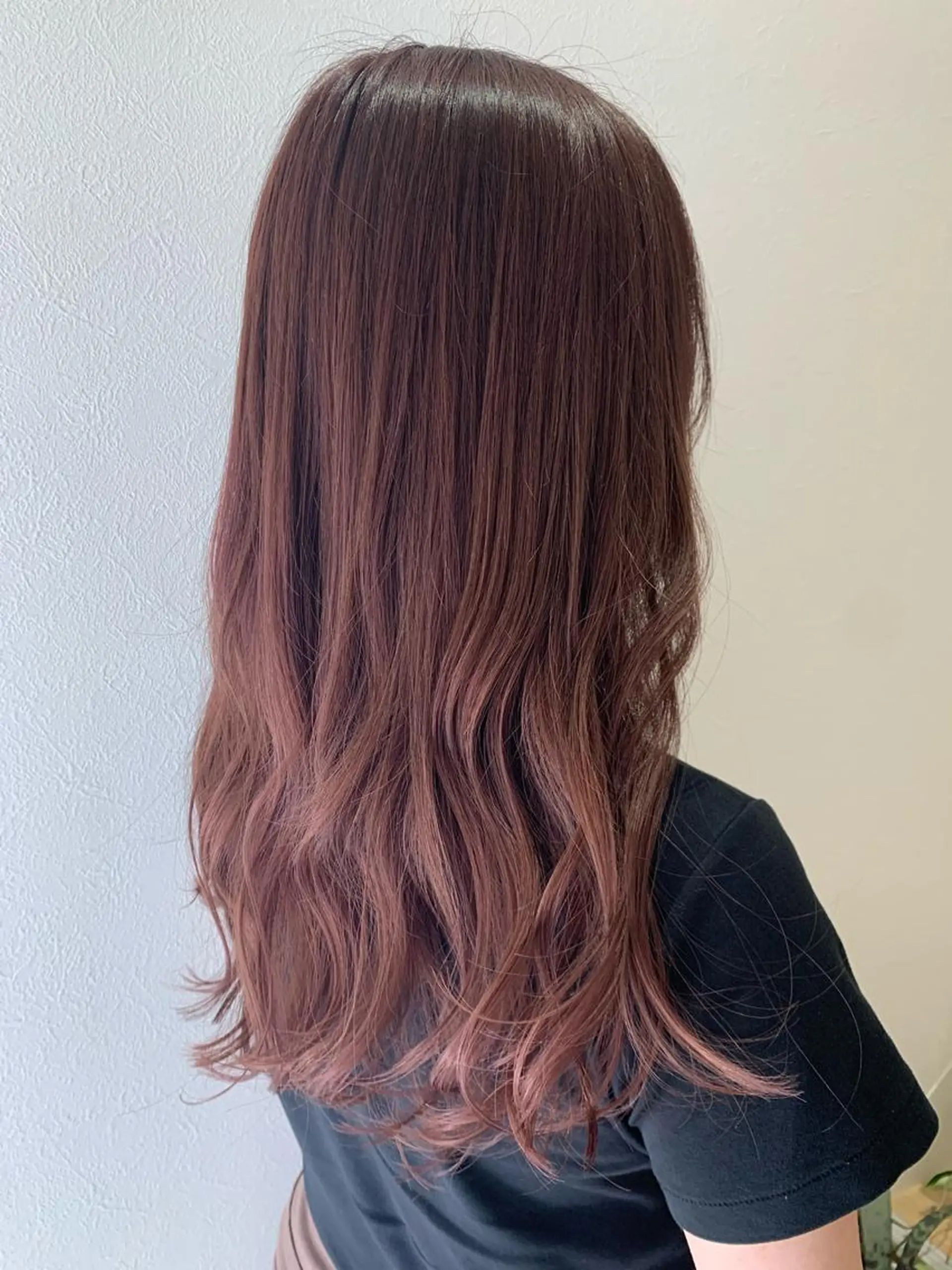 ロング カラー ハイライトカラー ピンクカラー ハイライト カット ヘアカラー トリートメント hub hair レイヤー/透明感のヘアスタイル