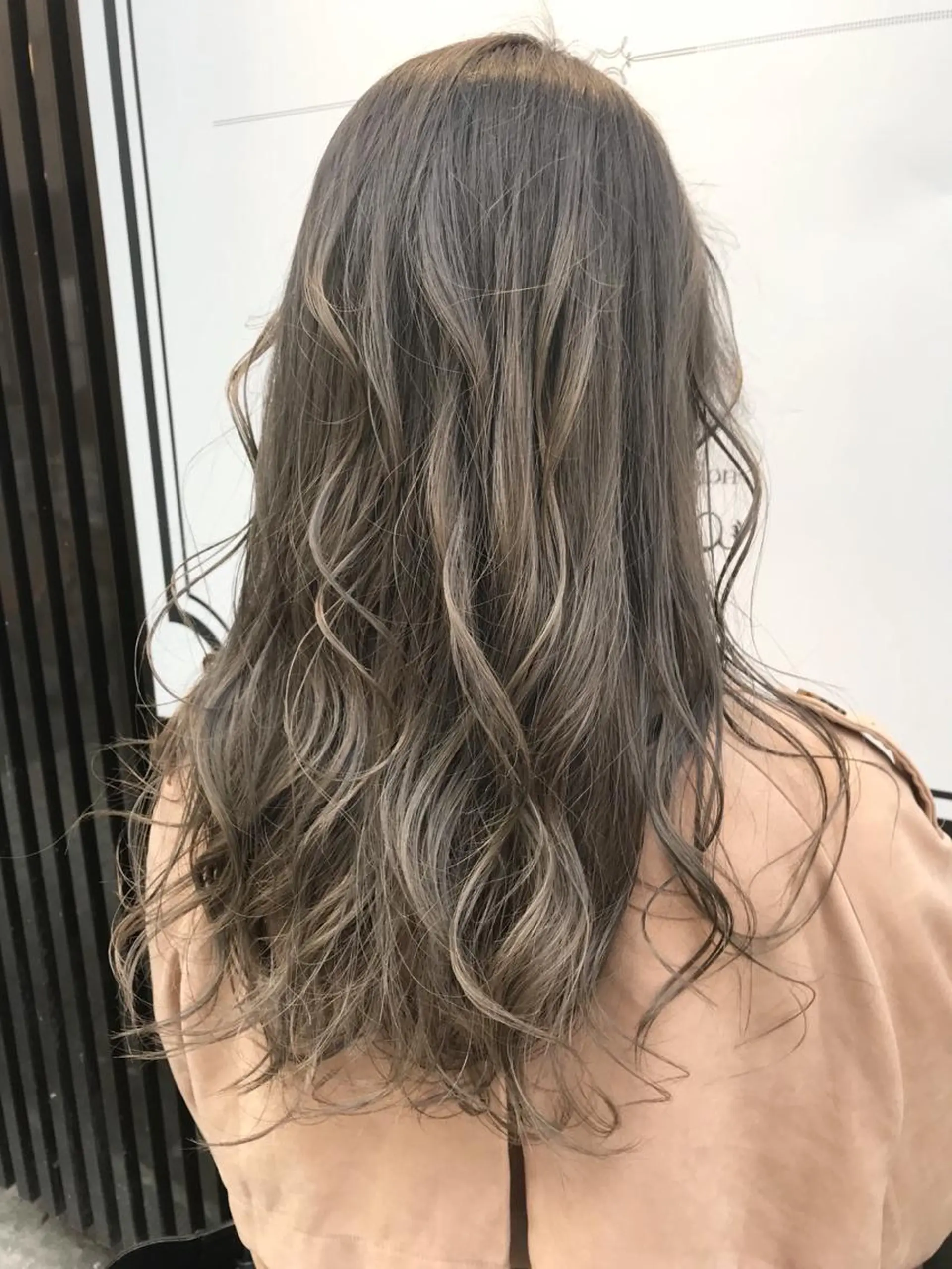 ロング カラー シールエクステ⭐️ オオミタクヤのヘアスタイル