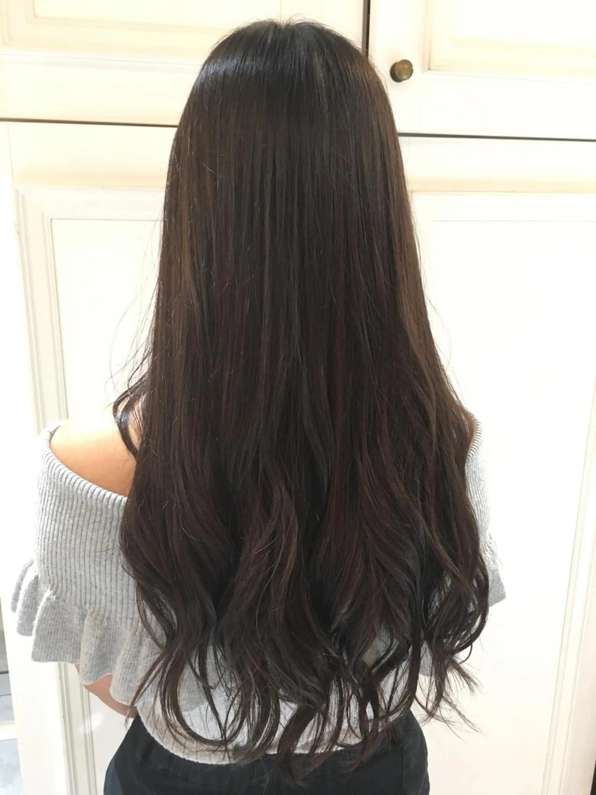 ロング 田中 未澪のヘアスタイル