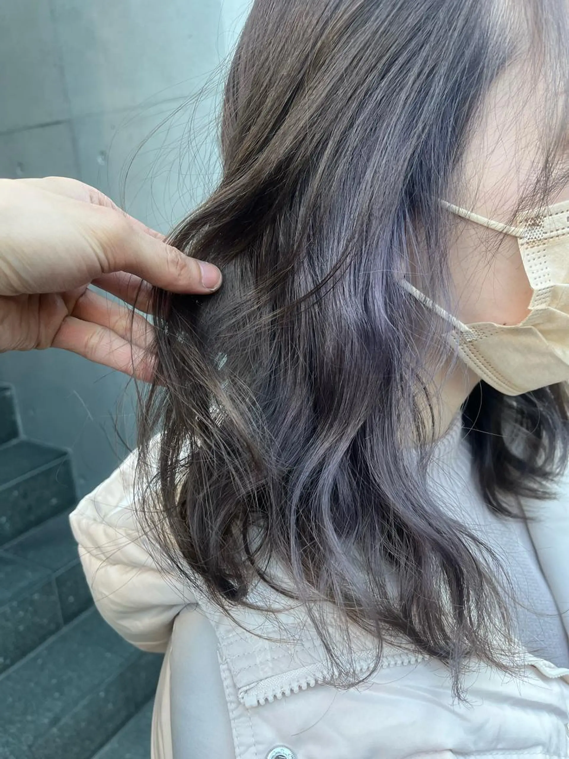ミディアム カラー イヤリングカラー カット ヘアカラー トリートメント 原宿サロン代表 デザインカラー伊藤卓のヘアスタイル