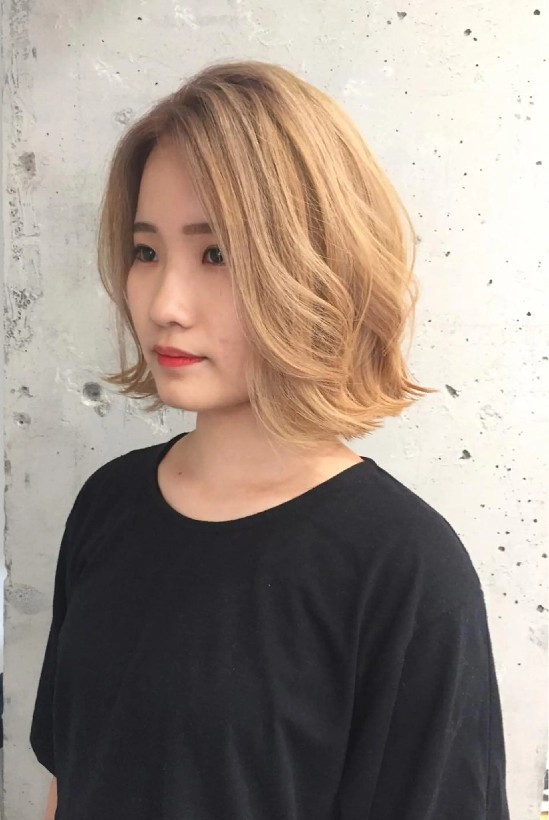 ミディアム ヘアカラー トリートメント to heart 十三店所属・ユ イのヘアスタイル