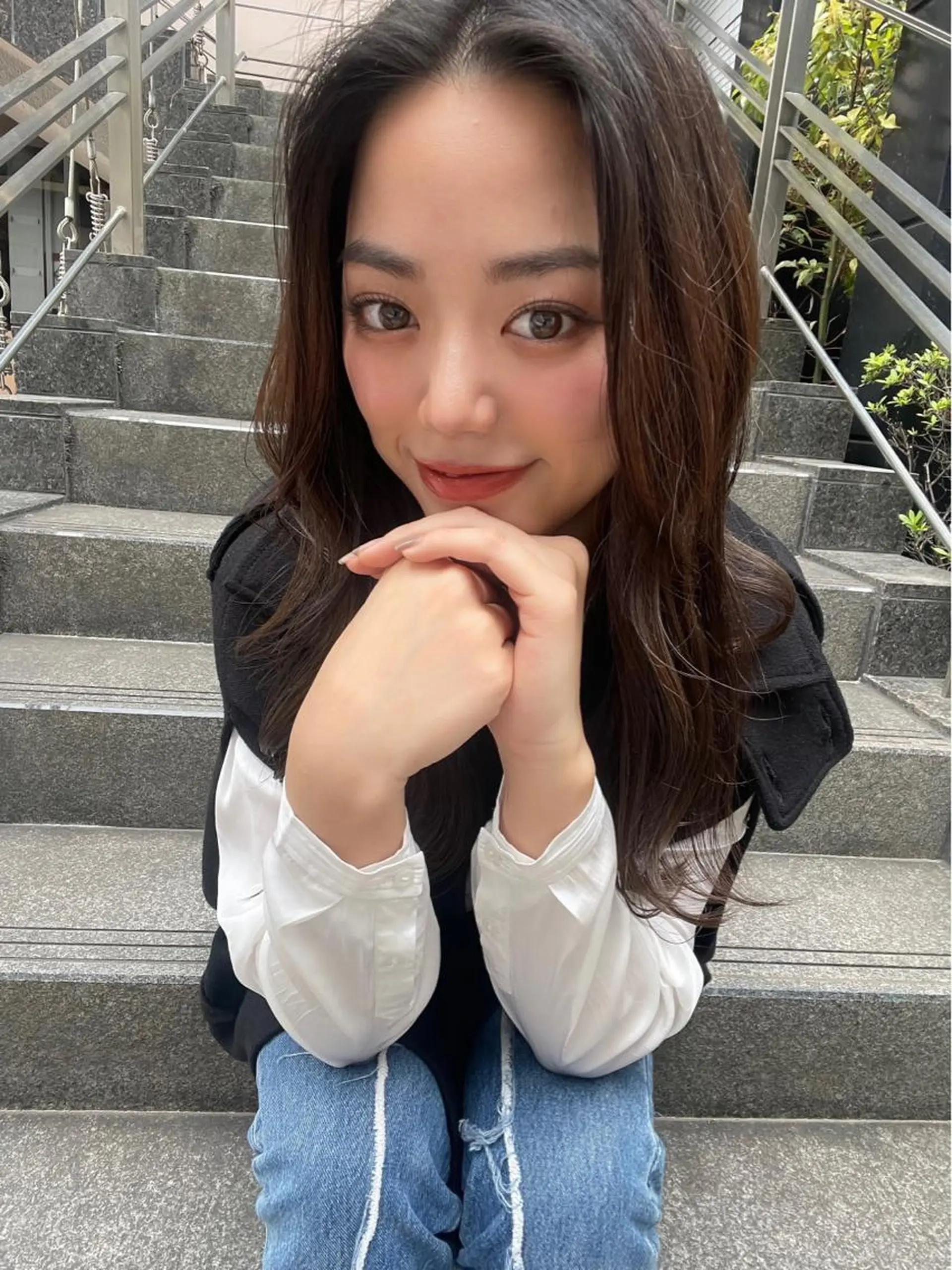 ミディアム カラー ハイライトカラー ハイライト レイヤーカット Lond  lea 🦋ayana🦋のヘアスタイル