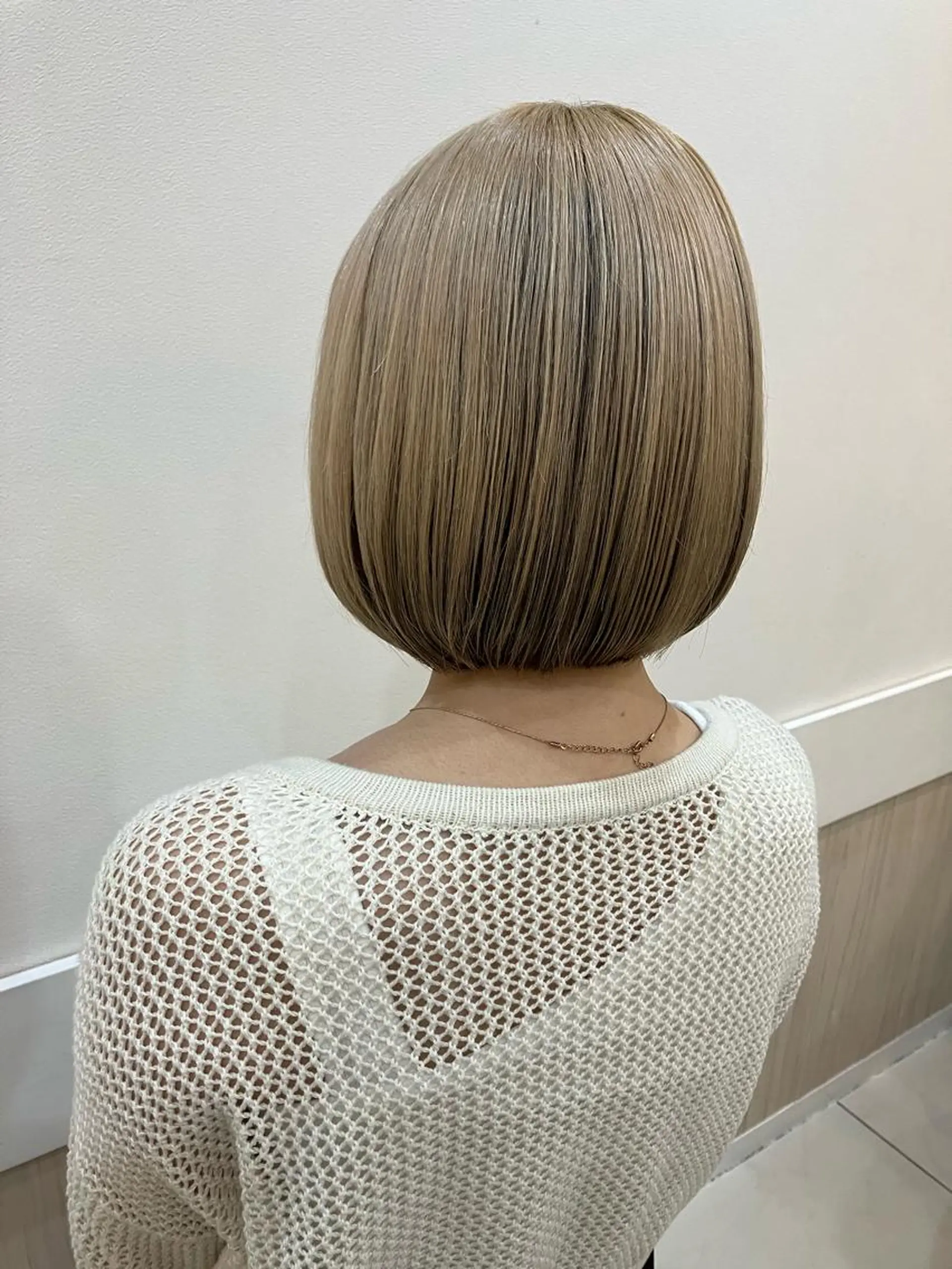 ショート ヘアカラー yukari 艶髪ヘアのヘアスタイル