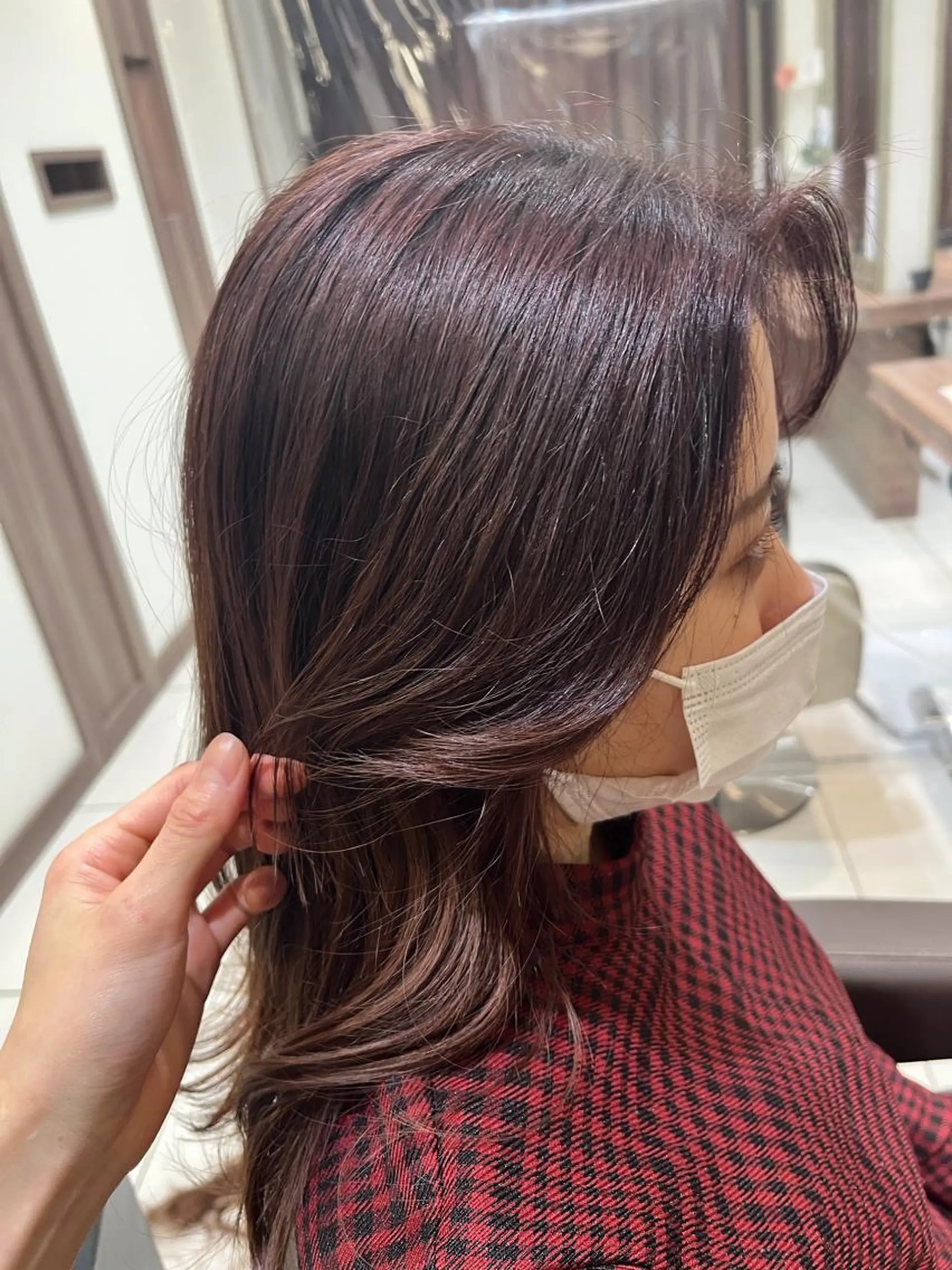 ロング ナチュラル暖色カラー 🤎 佐藤栞のヘアスタイル