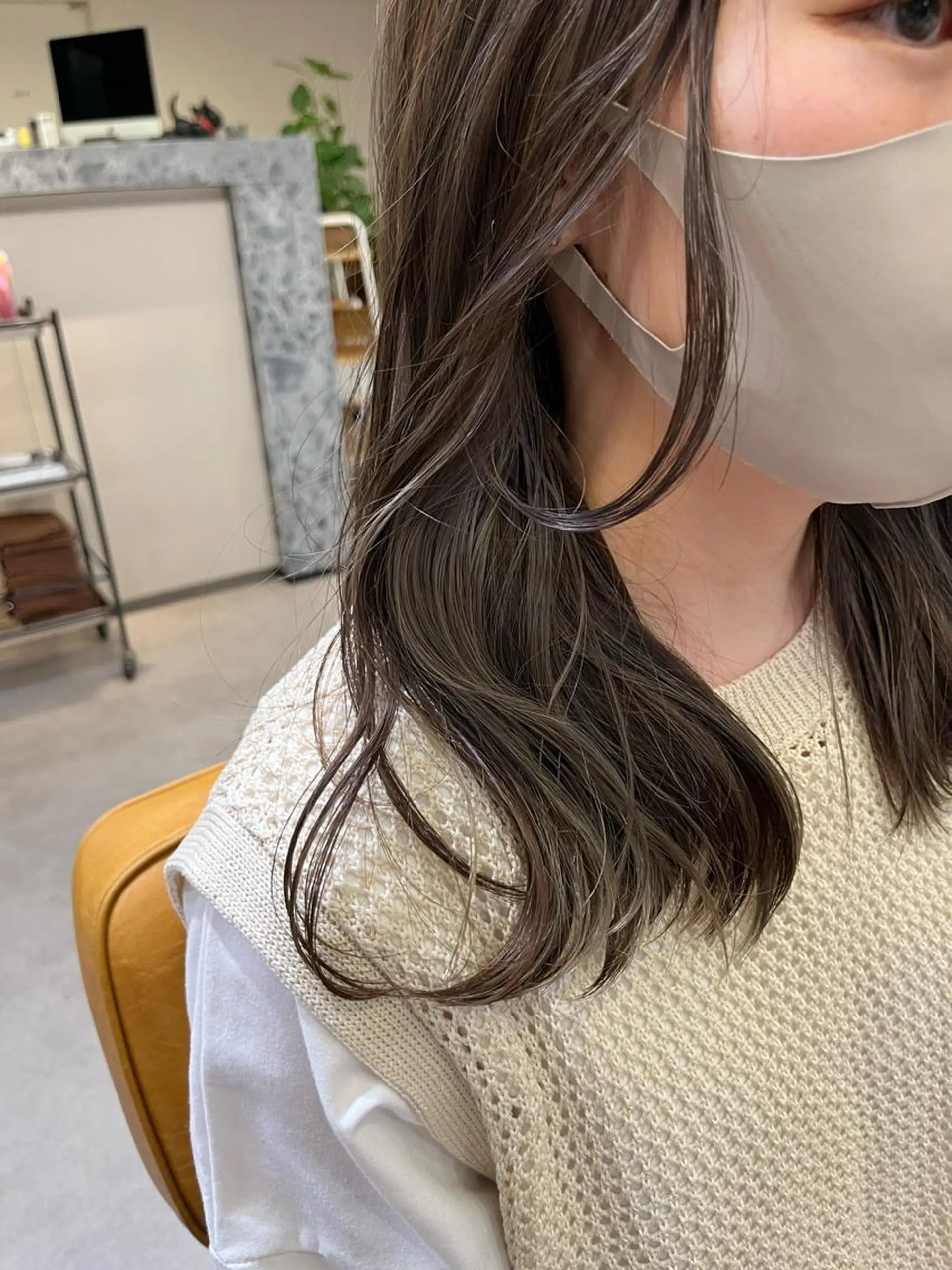 ミディアム MASHU  adobe(アドベ)店所属・カットモデル募集 🍊YUIのヘアスタイル