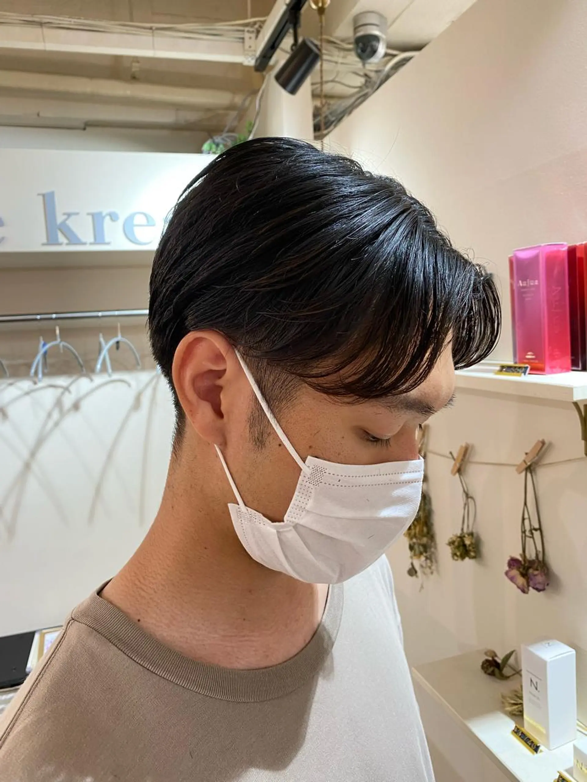 ショート カラー パーマ メンズ センターパート カット メンズカットパーマ ✂️ JOYAのヘアスタイル